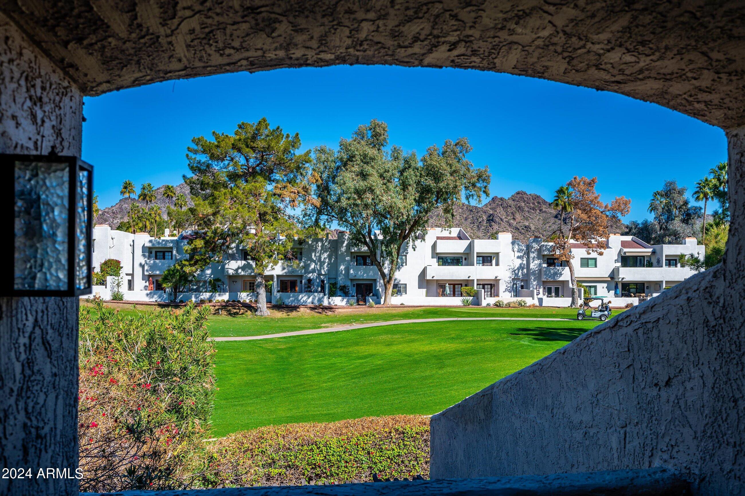 2626 E ARIZONA BILTMORE Circle Unit: 16