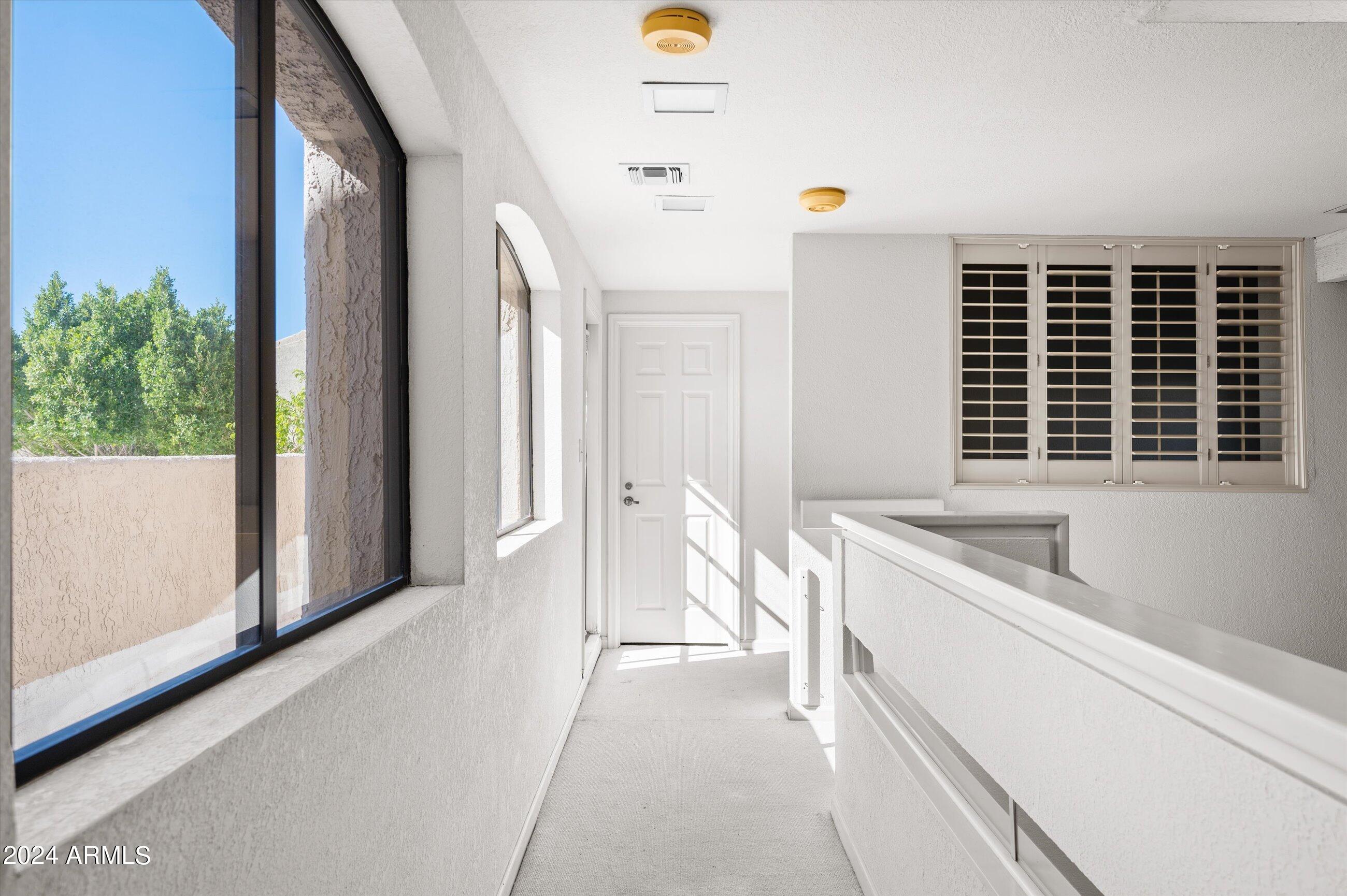 2626 E ARIZONA BILTMORE Circle Unit: 16