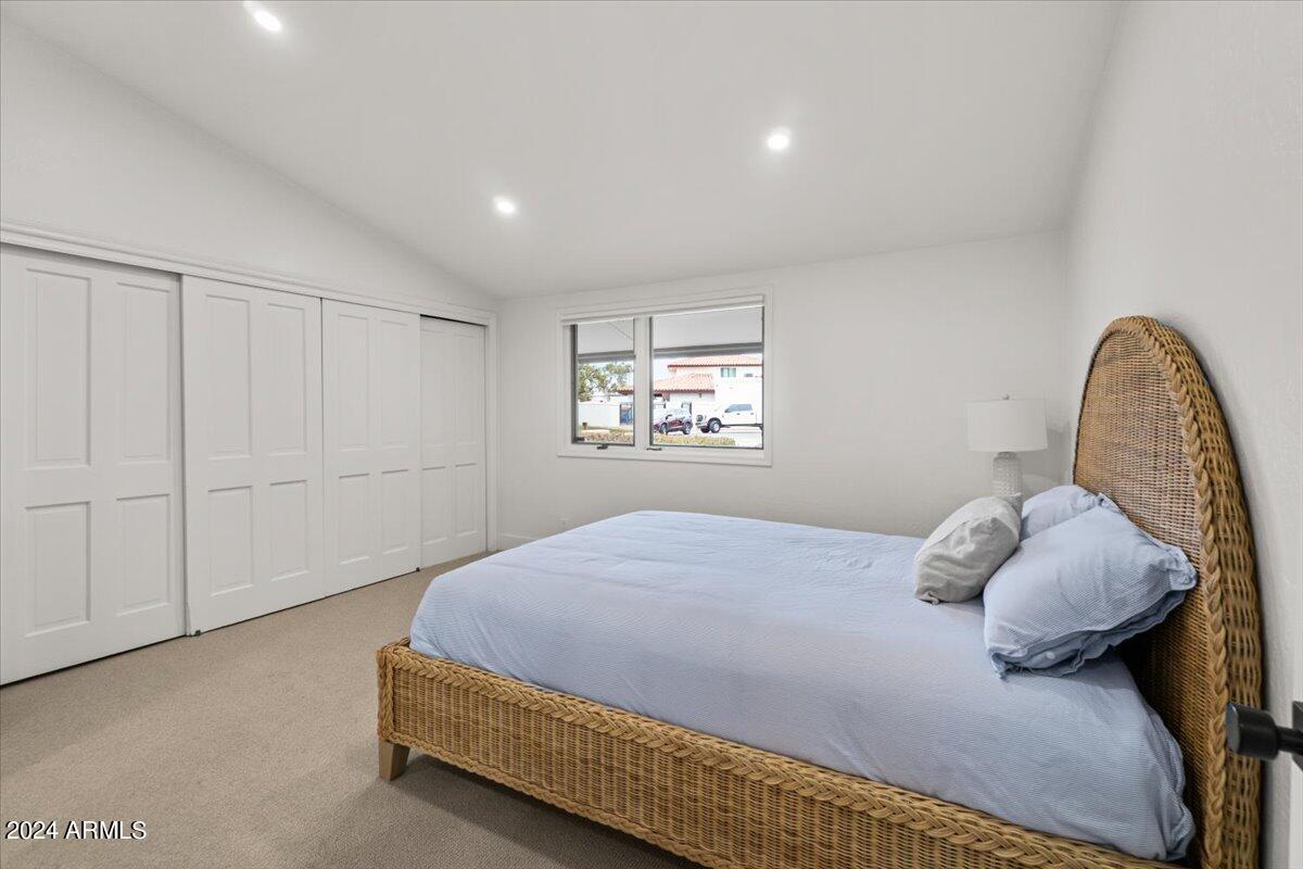 1409 W PORT AU PRINCE Lane