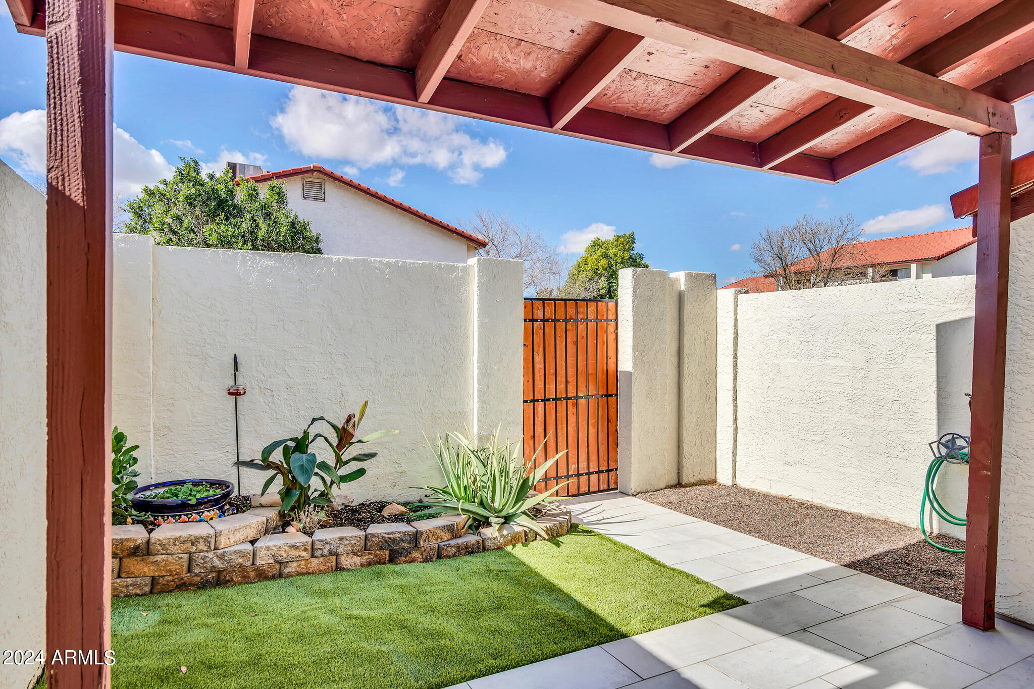 2841 E BECK Lane Unit: 2