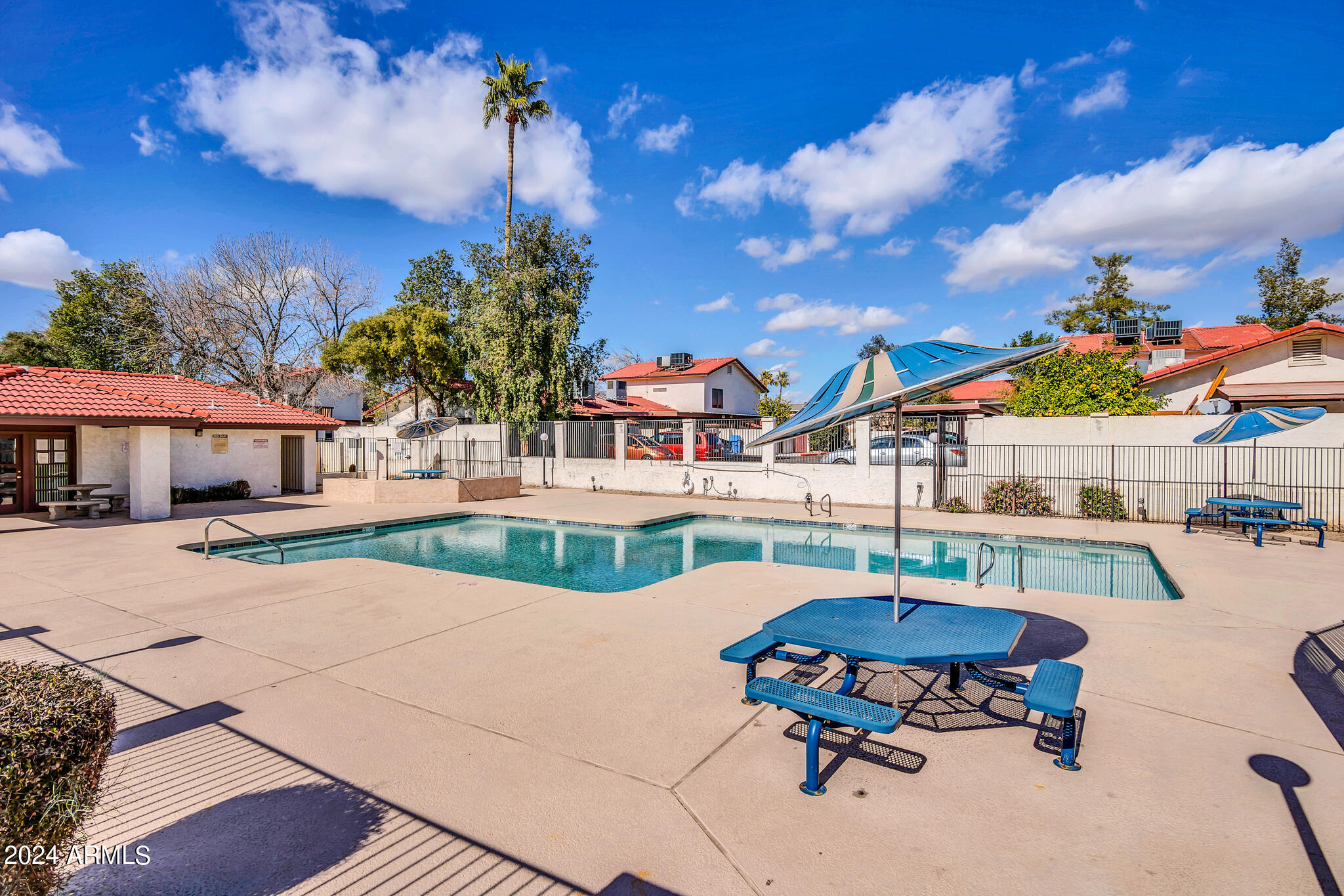 2841 E BECK Lane Unit: 2