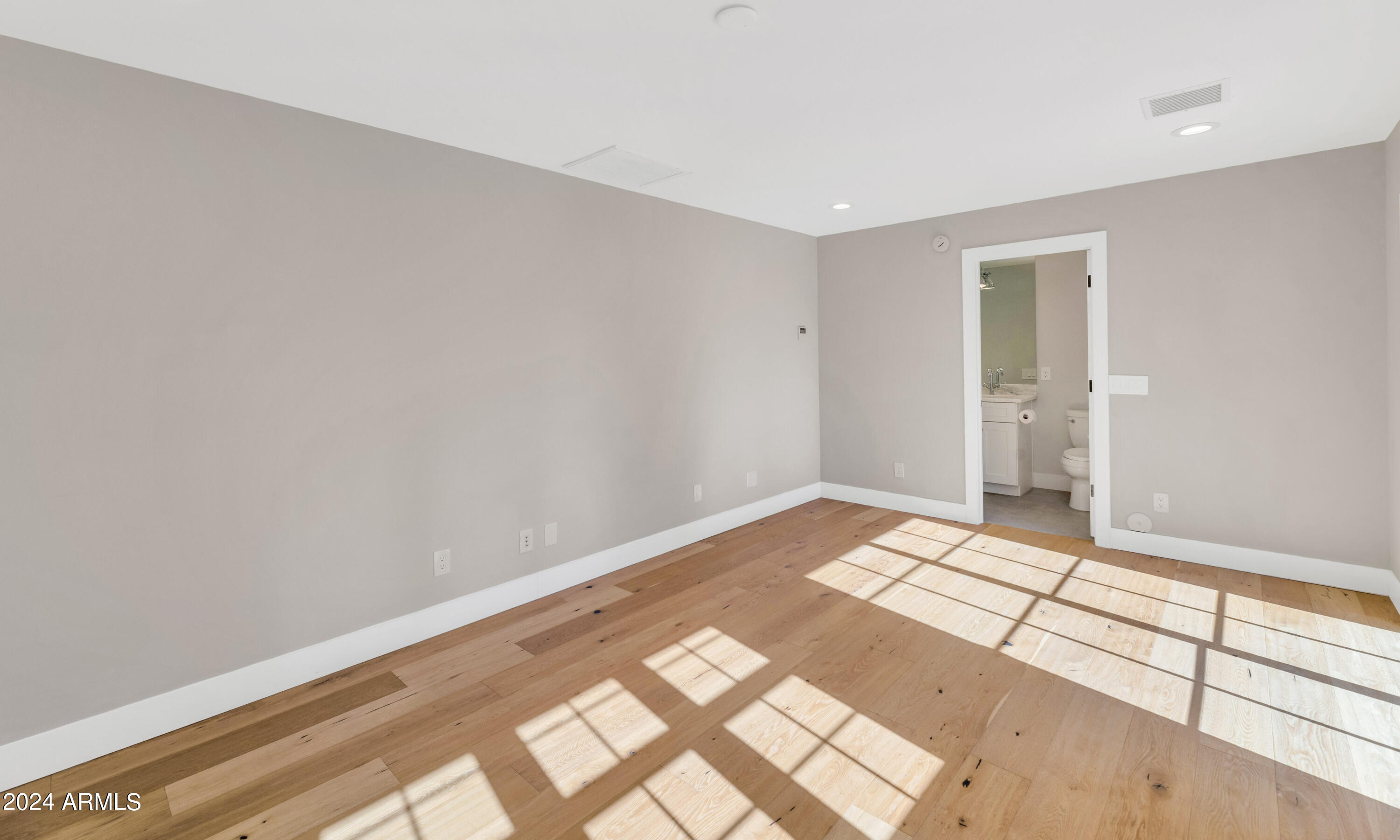 4449 N 53RD Street