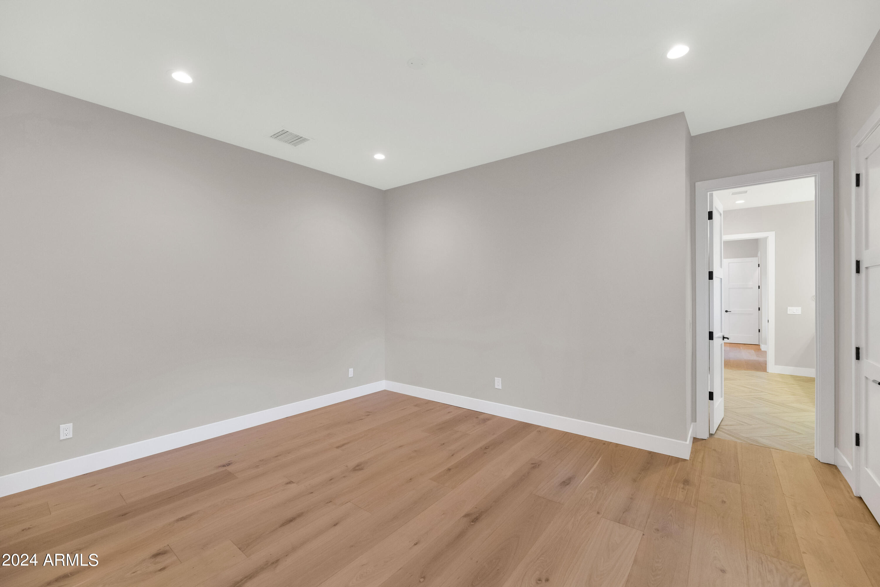 4449 N 53RD Street