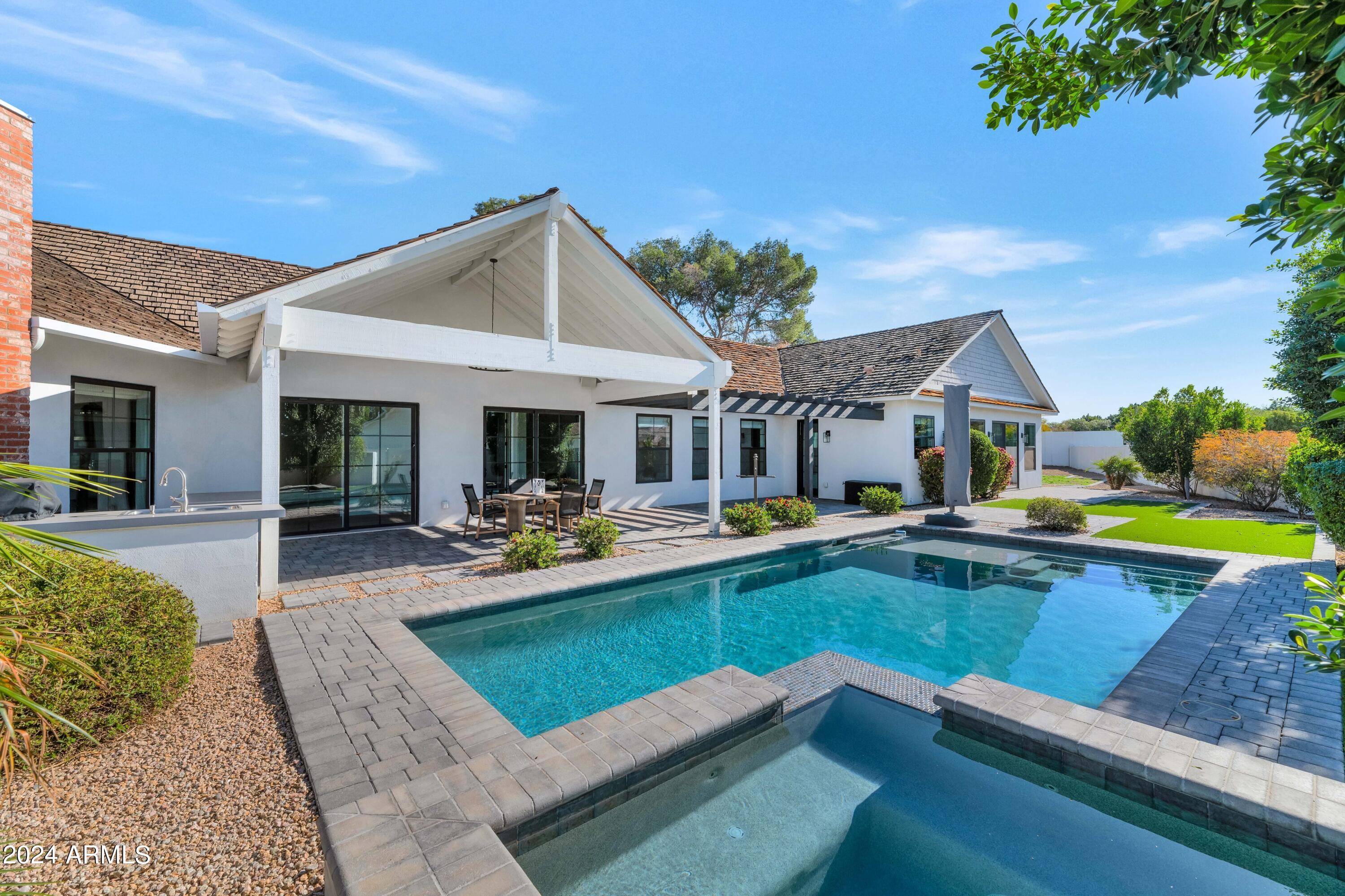 4449 N 53RD Street
