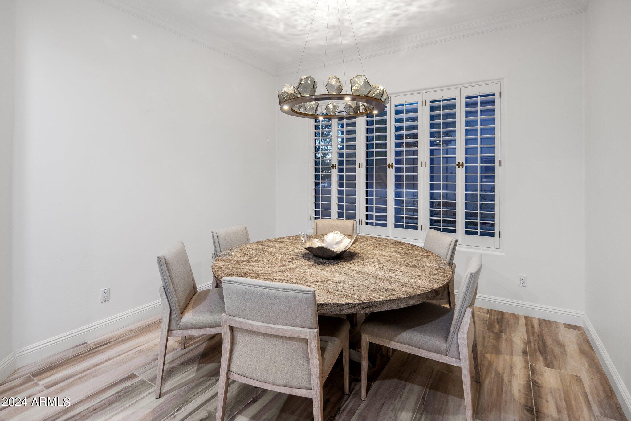 24350 N WHISPERING RIDGE Way Unit: 32