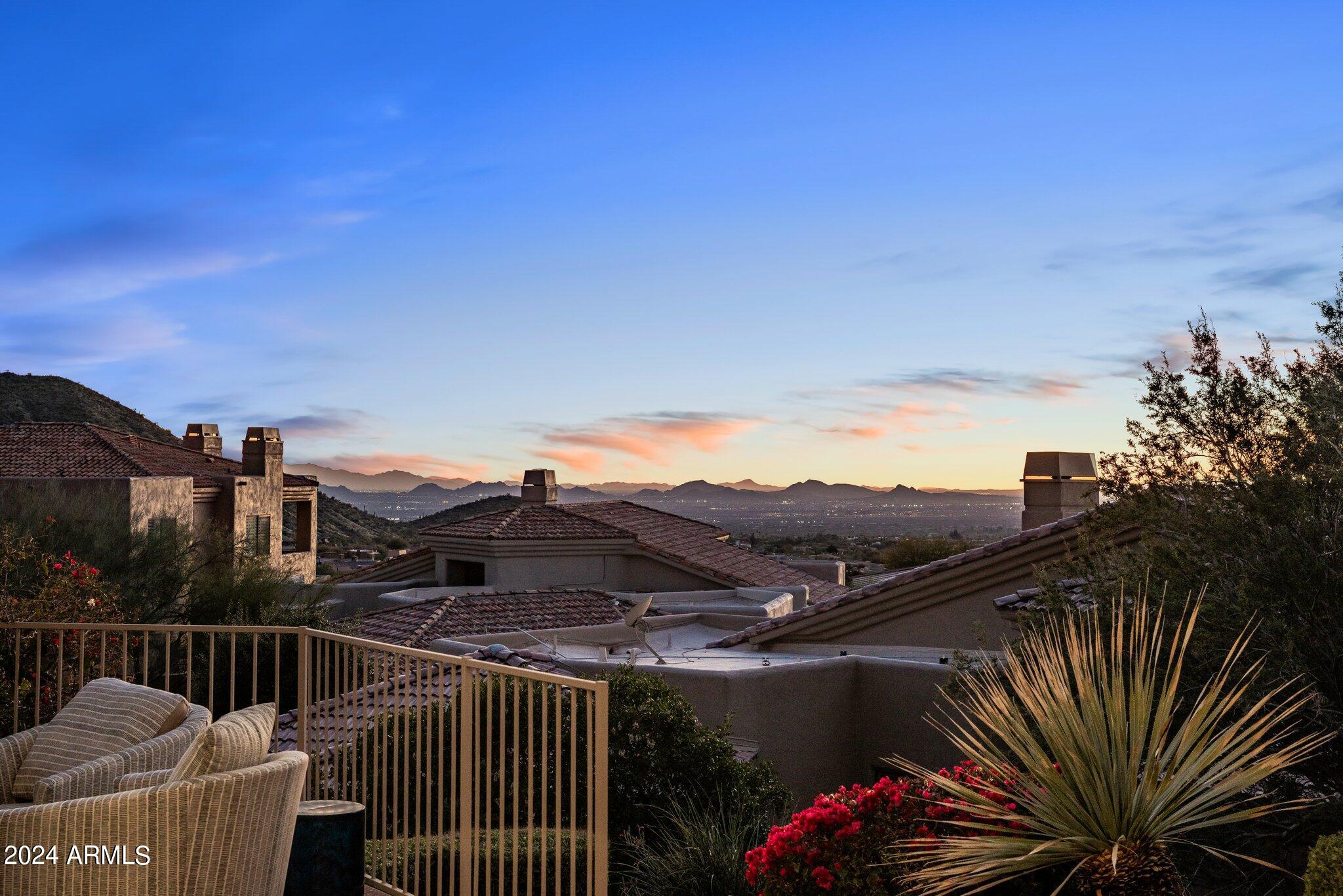 24350 N WHISPERING RIDGE Way Unit: 32