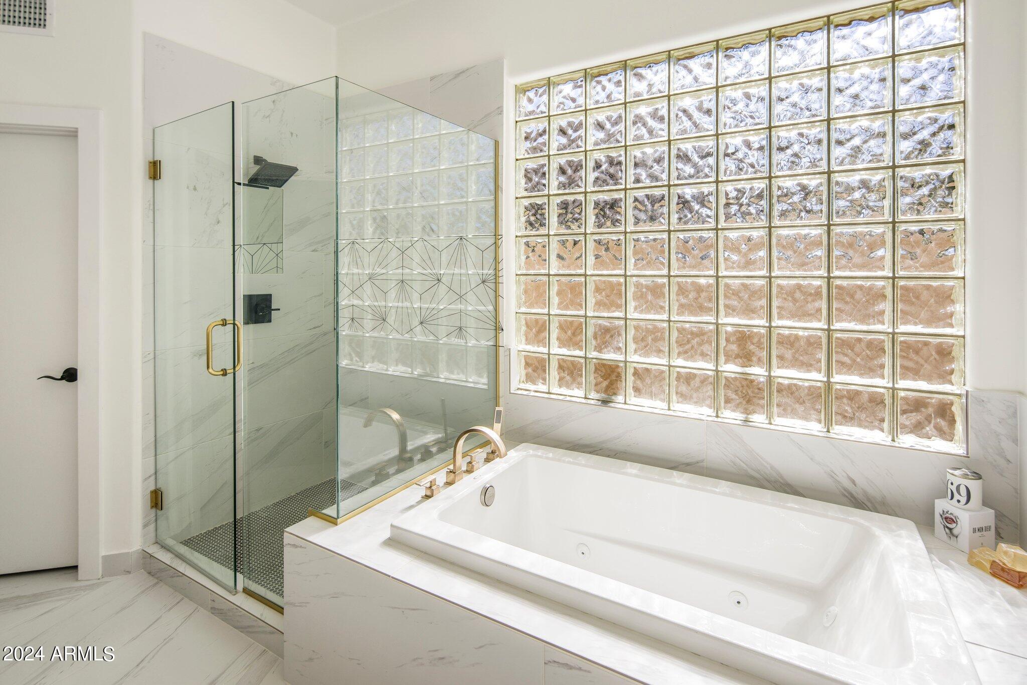 24350 N WHISPERING RIDGE Way Unit: 32