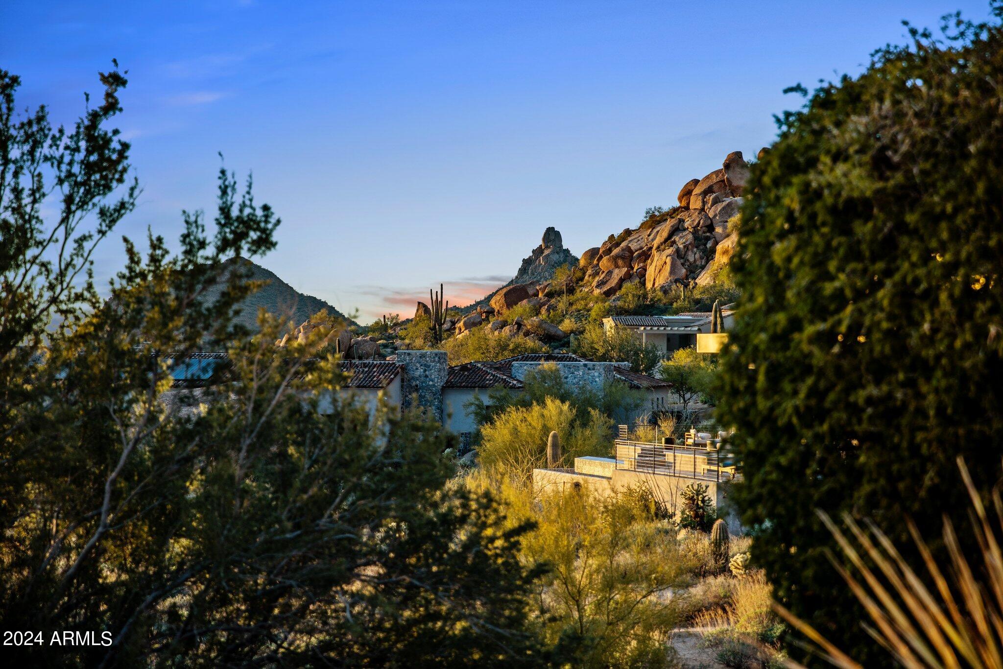 24350 N WHISPERING RIDGE Way Unit: 32