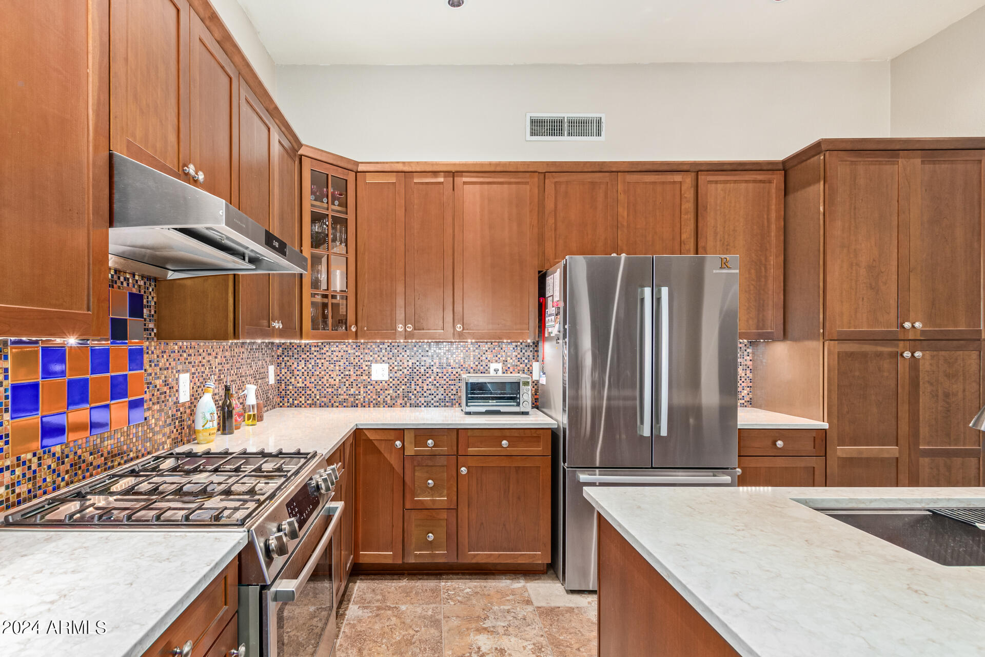 1780 E LINDA Lane