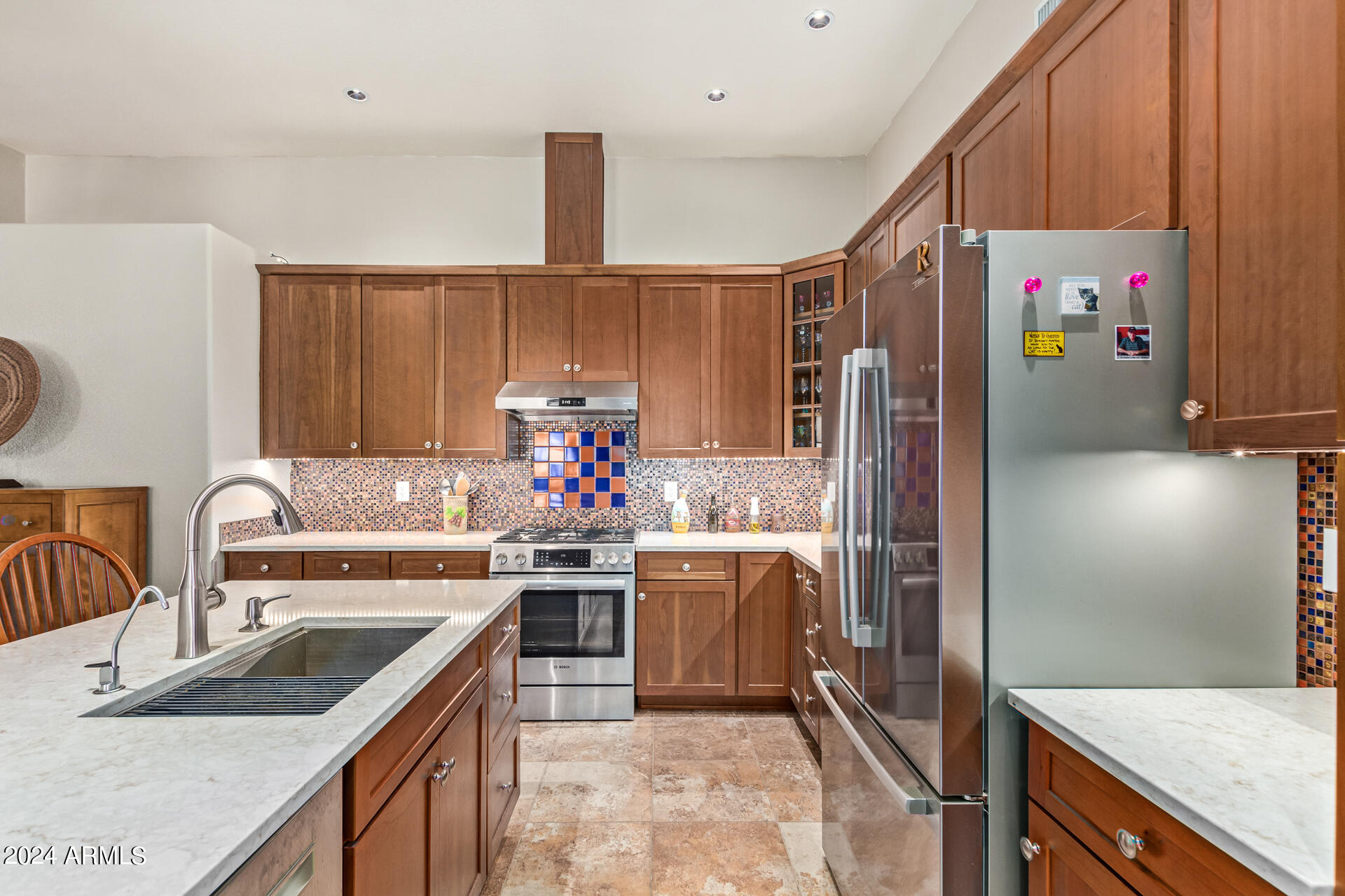 1780 E LINDA Lane