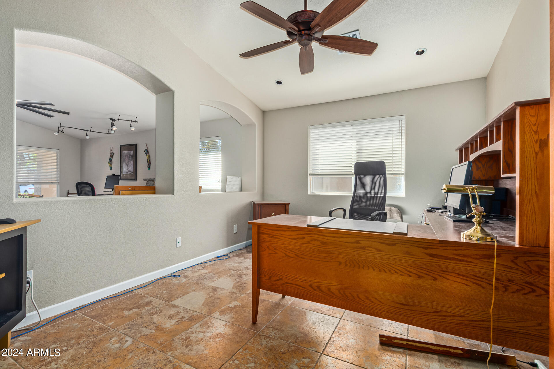 1780 E LINDA Lane