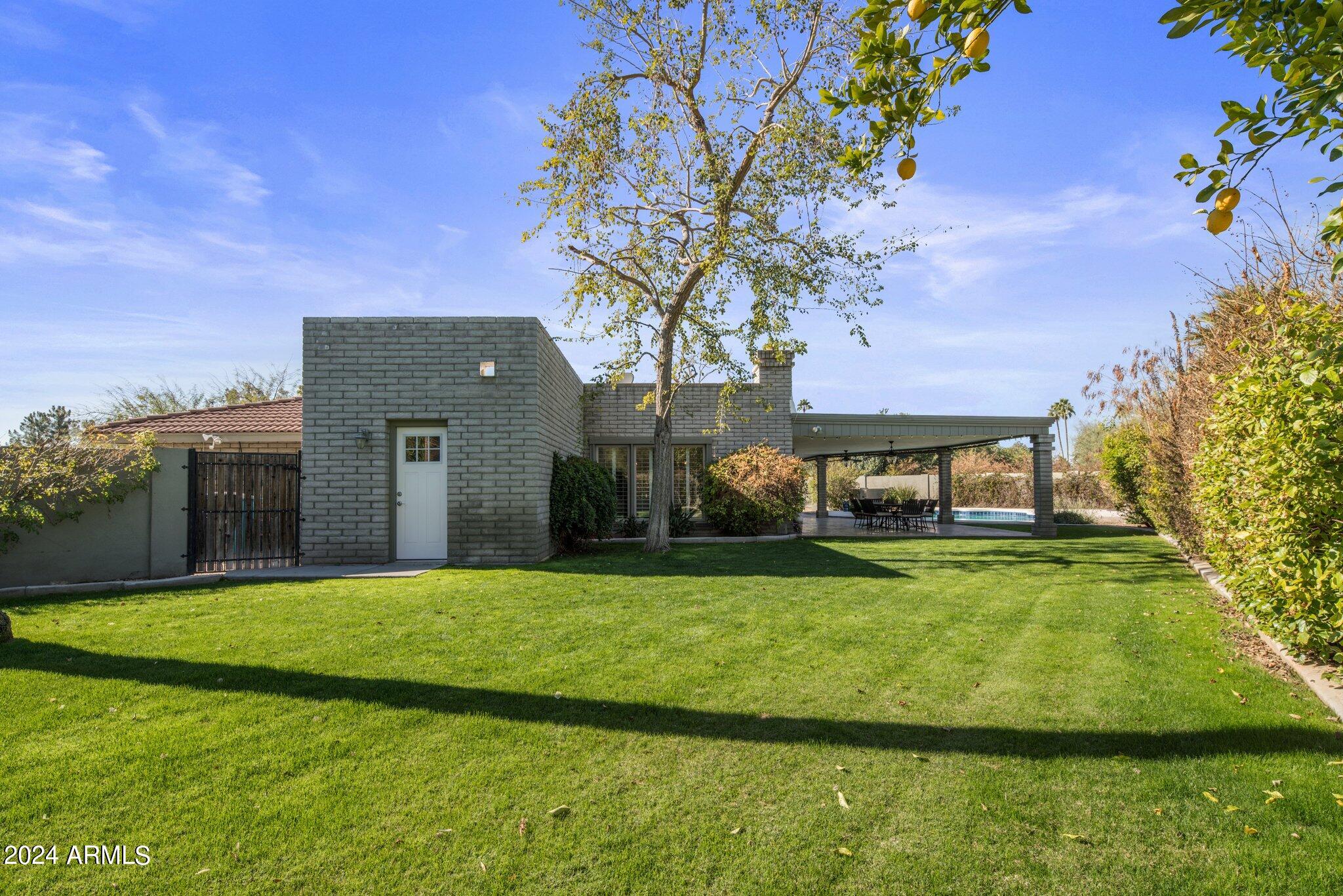11834 N 52ND Place