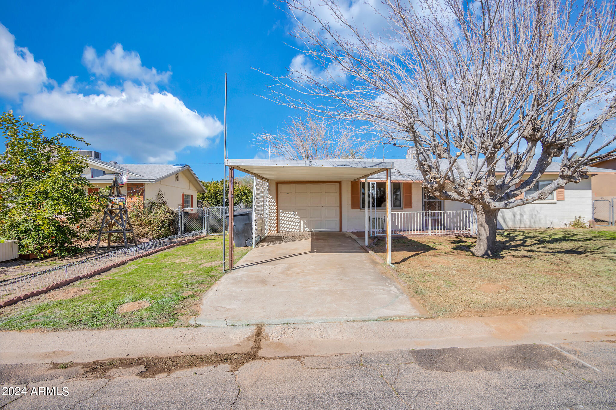 184 PERETZ Circle