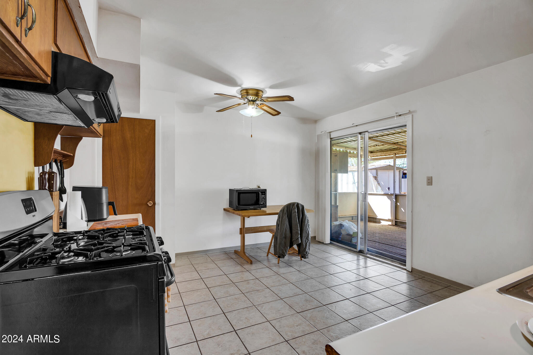 184 PERETZ Circle