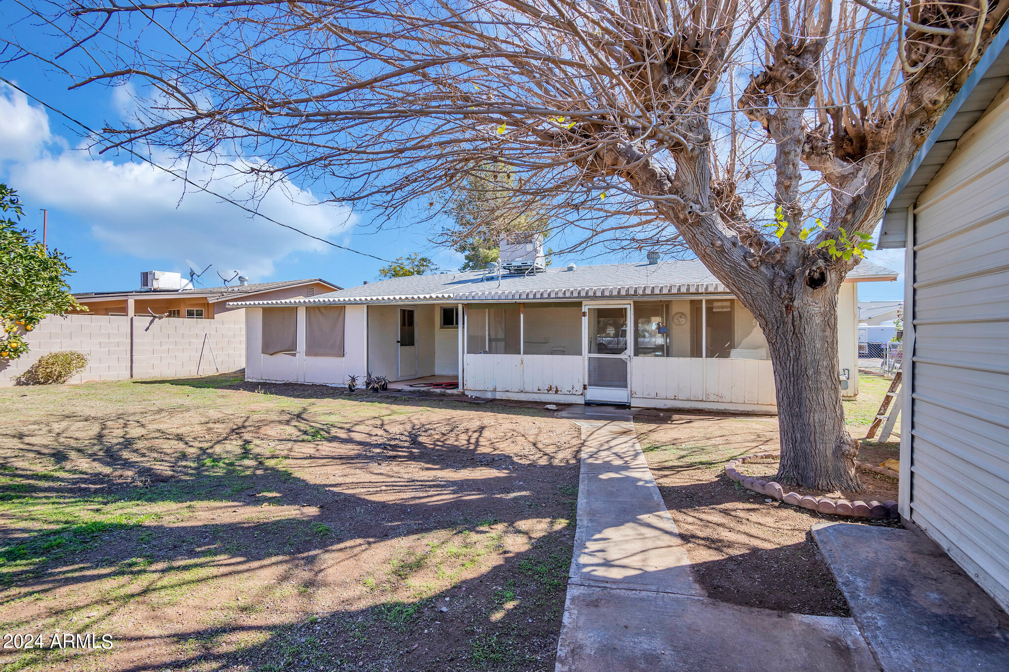 184 PERETZ Circle