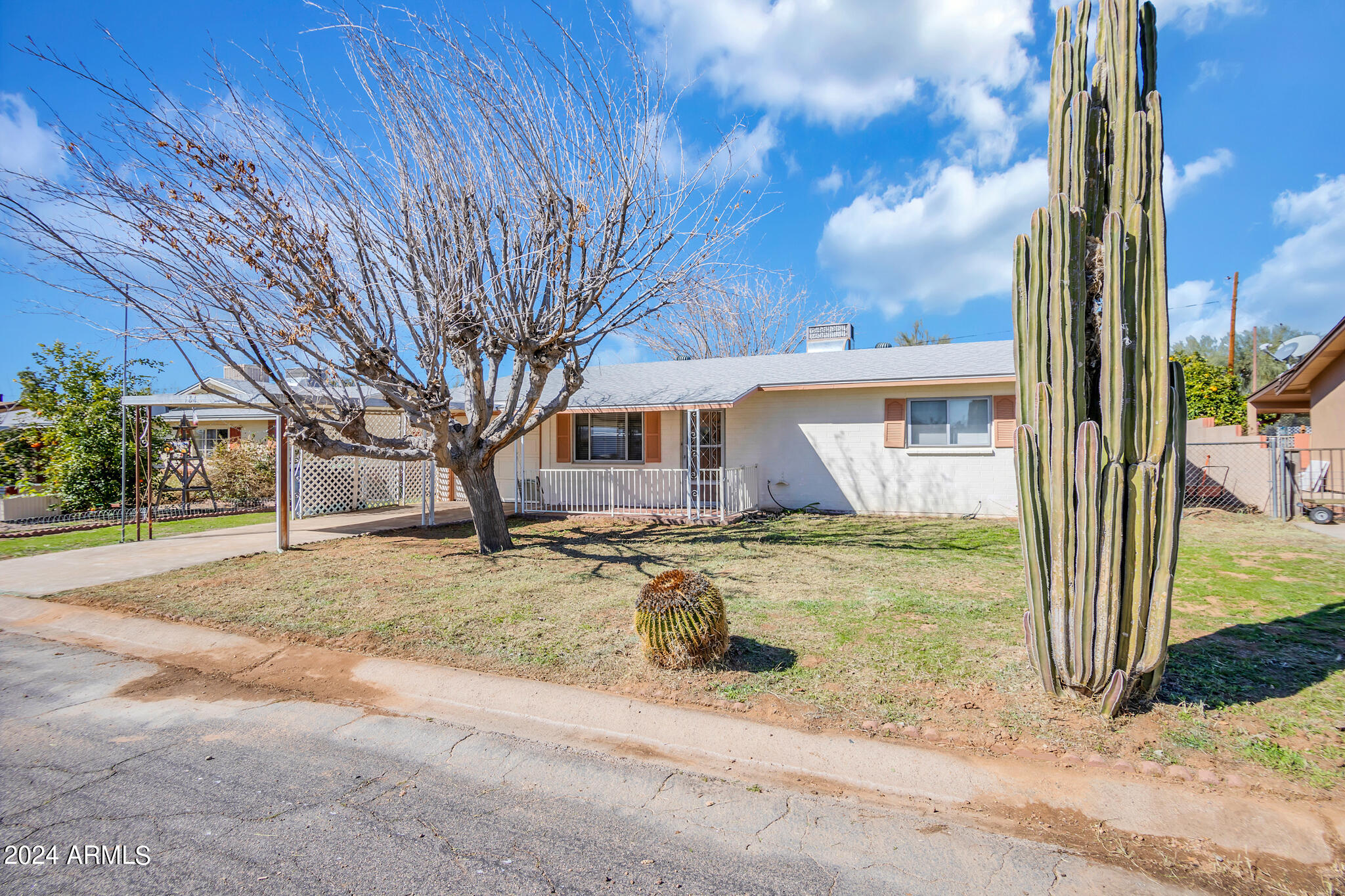 184 PERETZ Circle