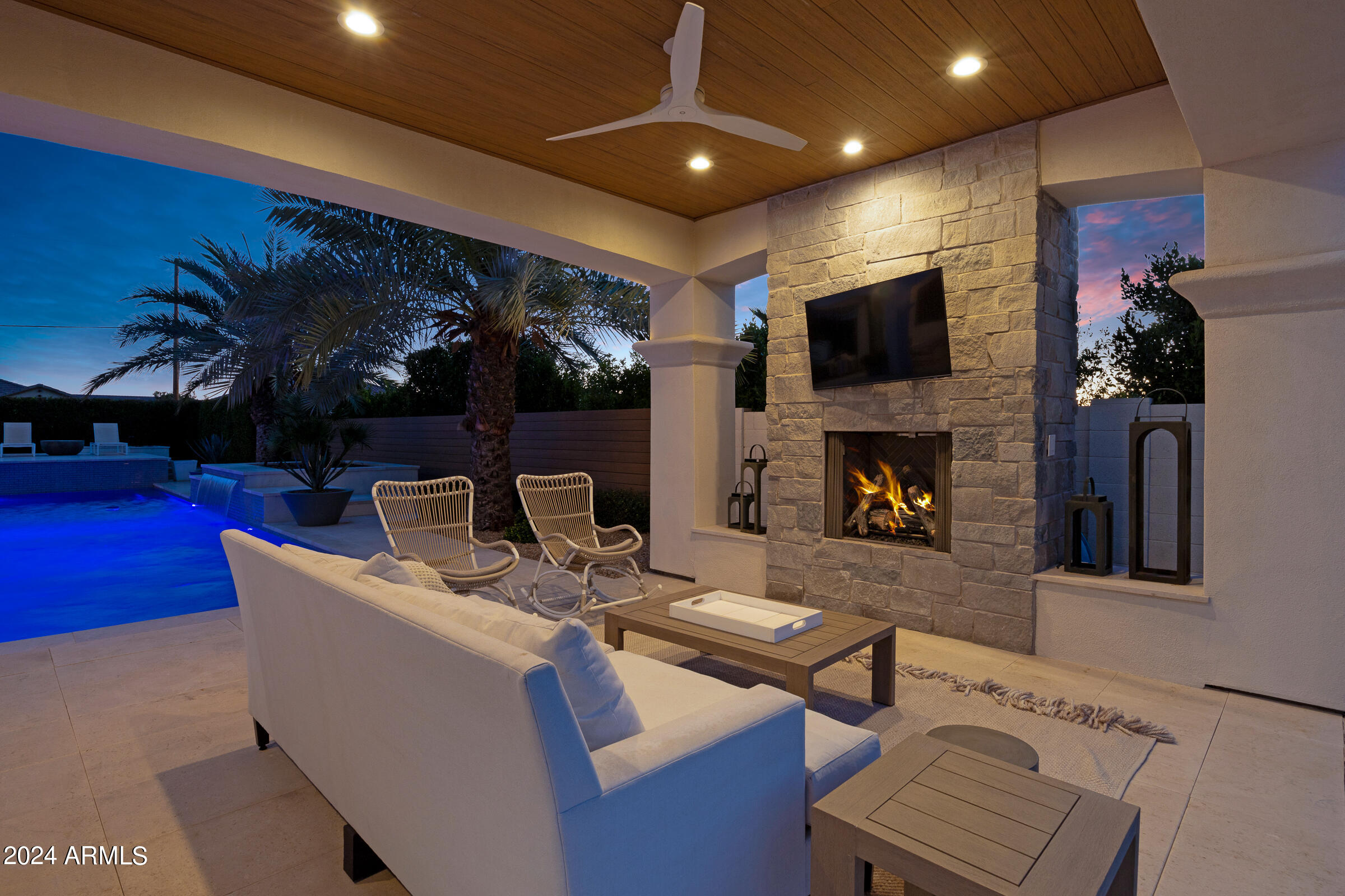 14011 E CEDAR WAXWING Drive