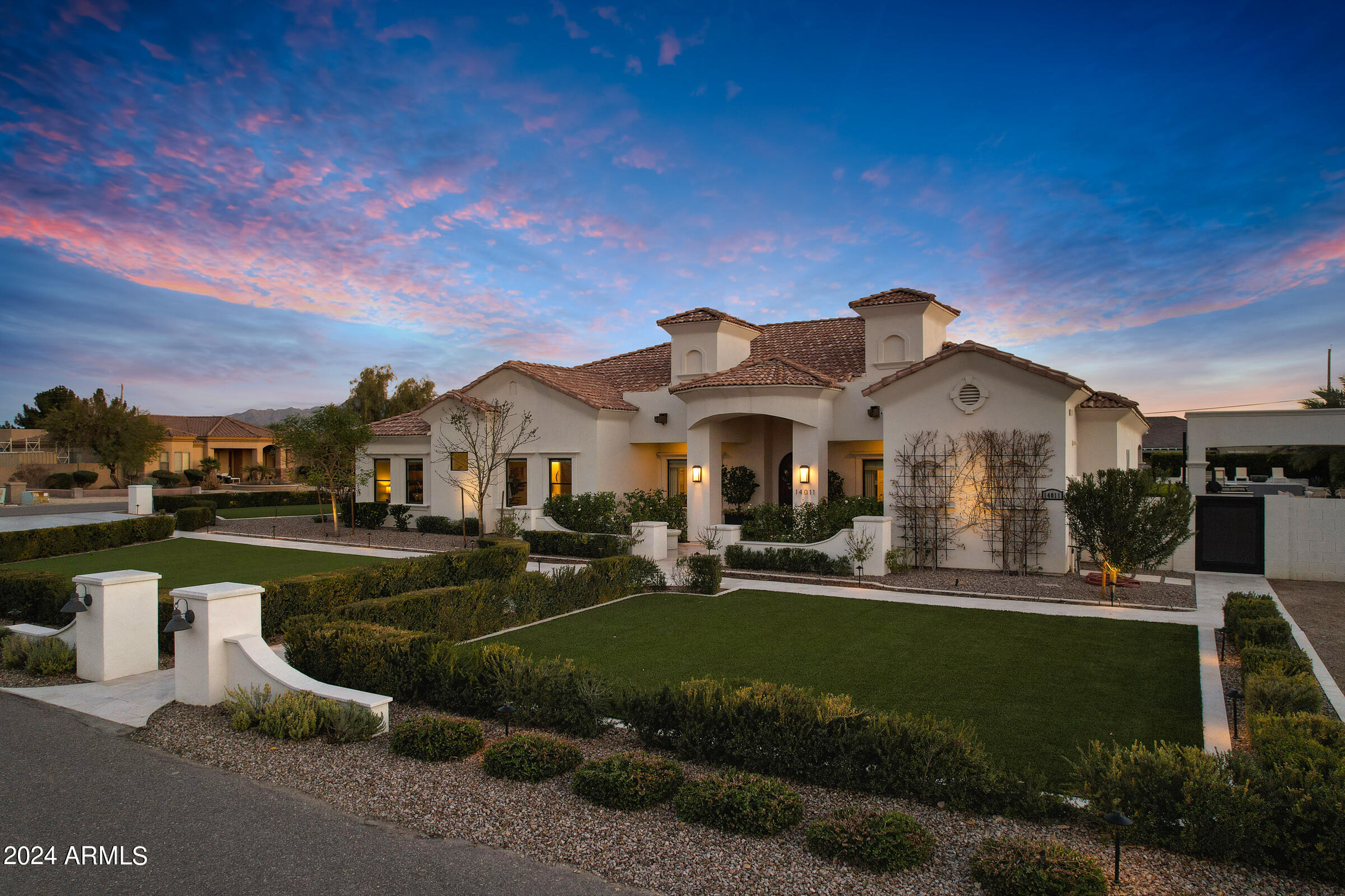14011 E CEDAR WAXWING Drive
