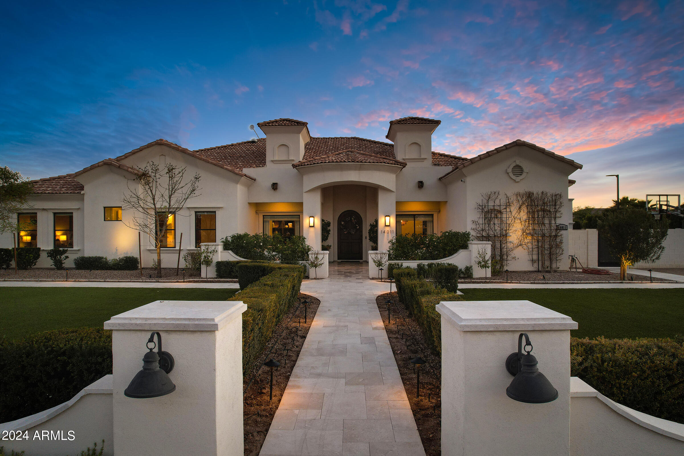 14011 E CEDAR WAXWING Drive