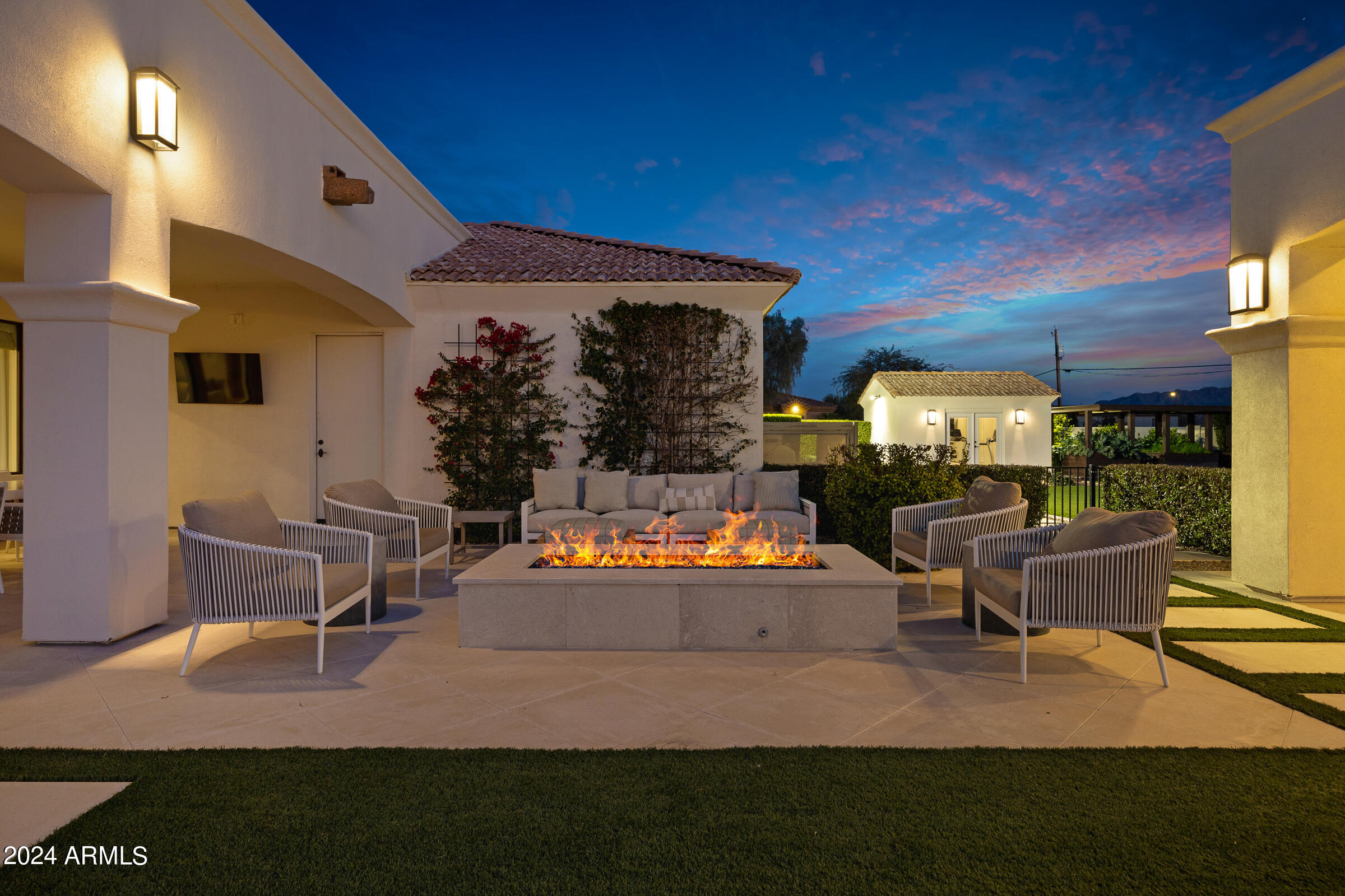14011 E CEDAR WAXWING Drive