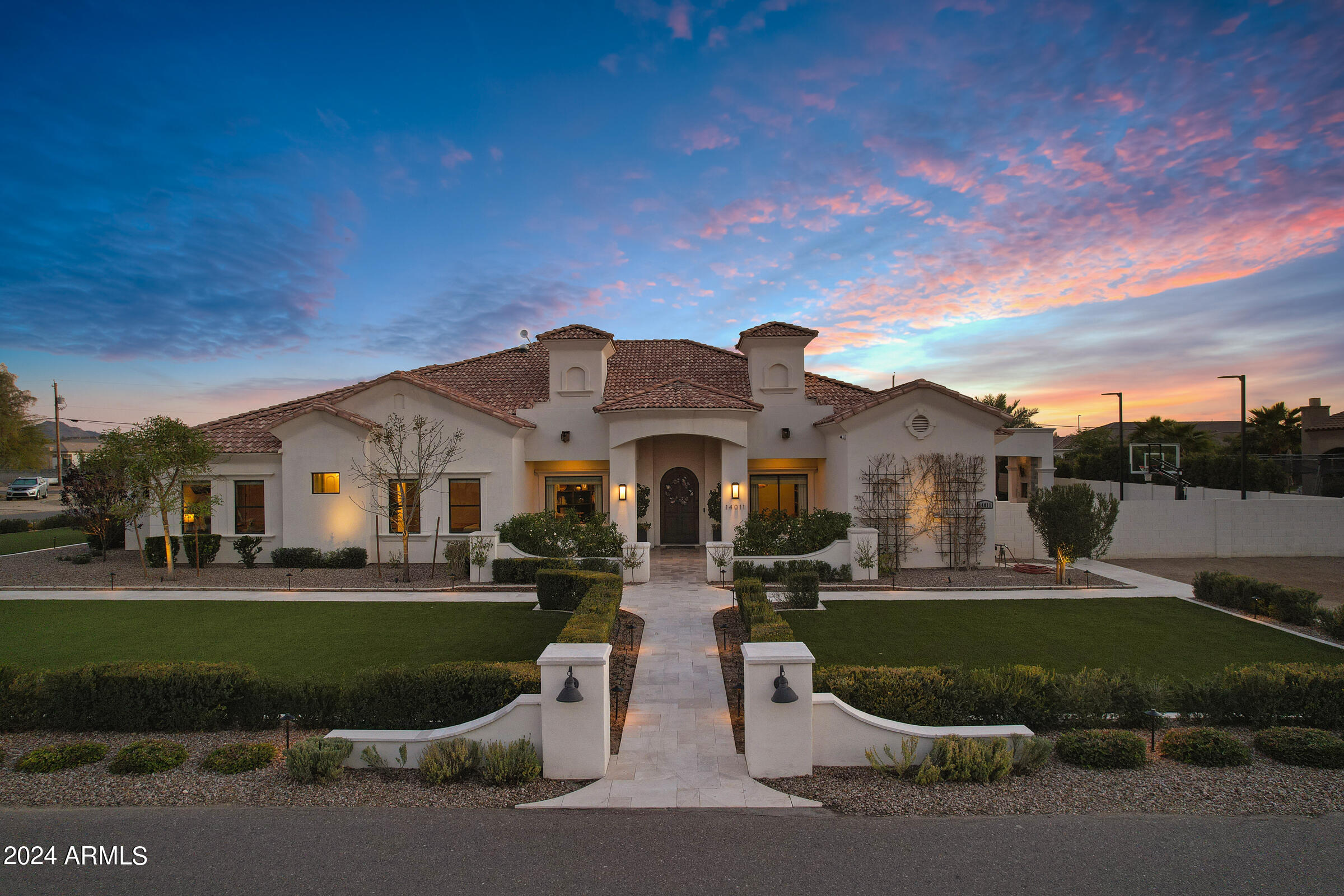 14011 E CEDAR WAXWING Drive