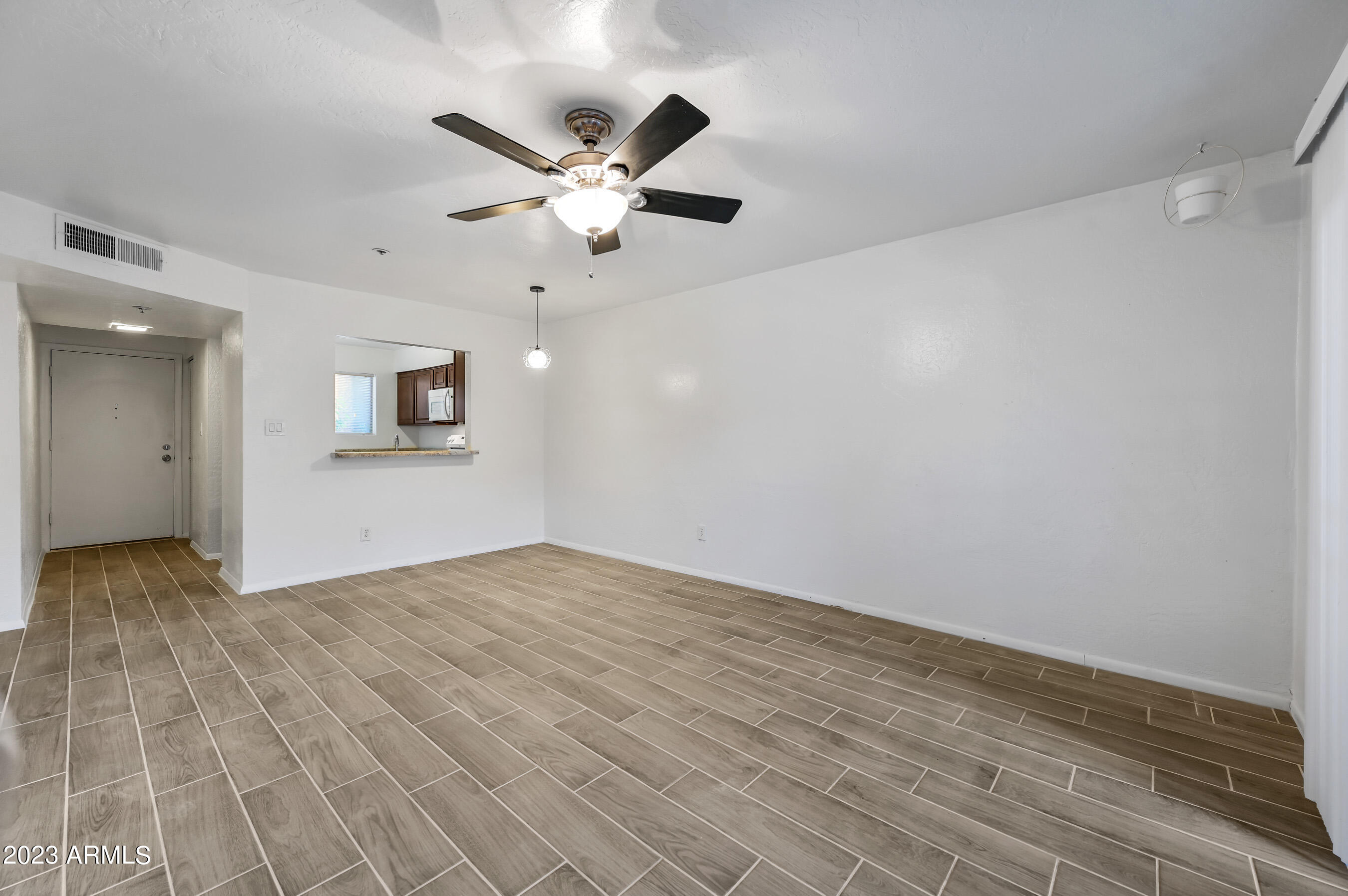 7494 E EARLL Drive # 101