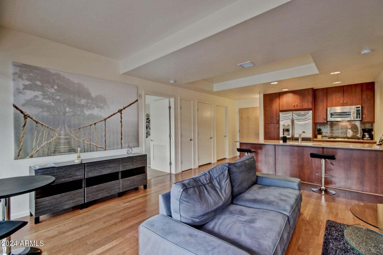 7147 E Rancho Vista Drive # 6004