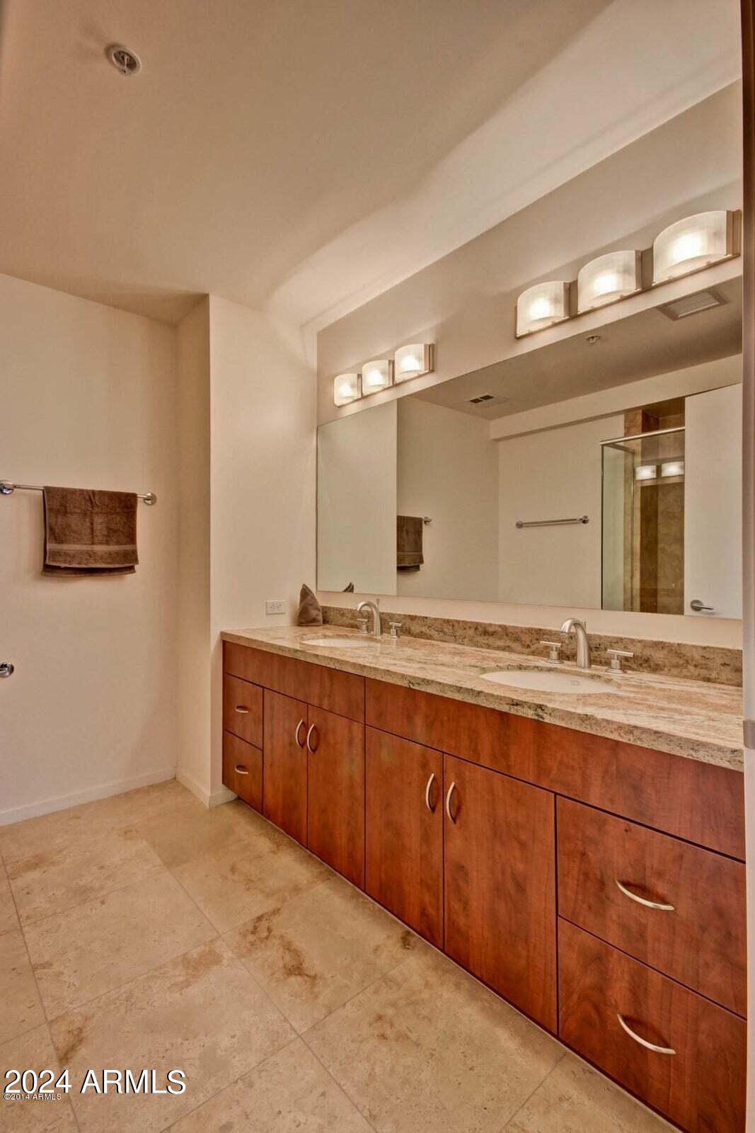 7147 E Rancho Vista Drive # 6004