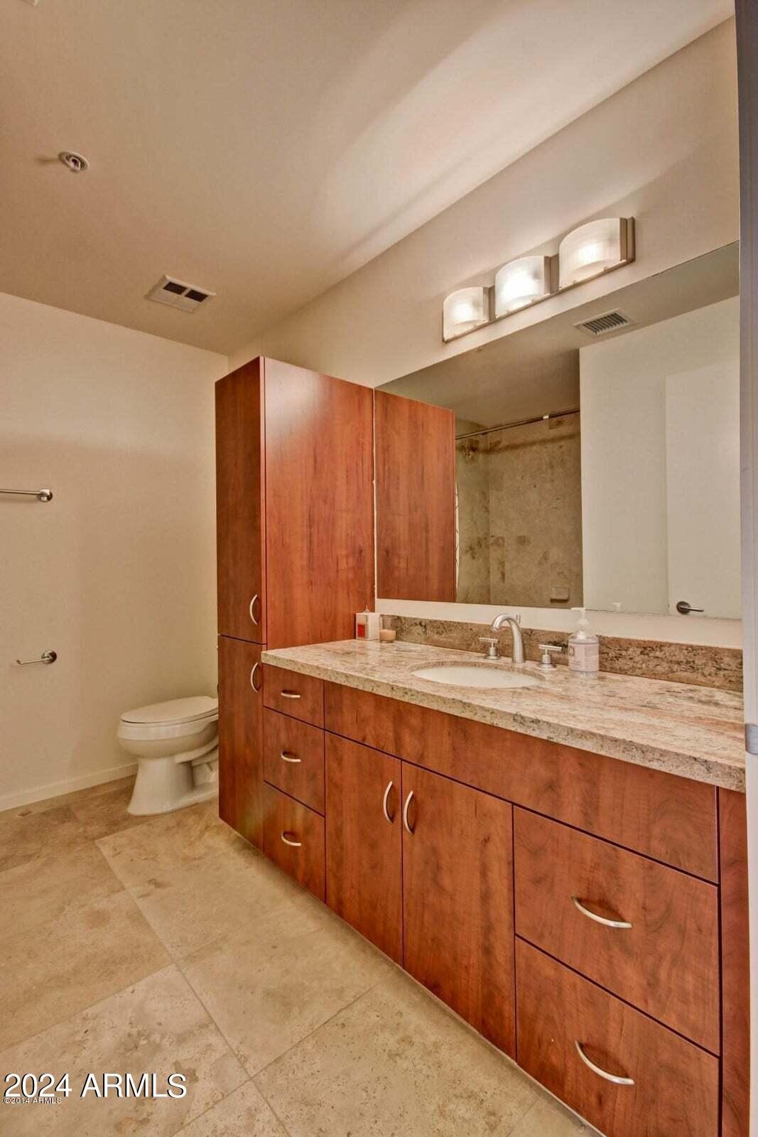 7147 E Rancho Vista Drive # 6004