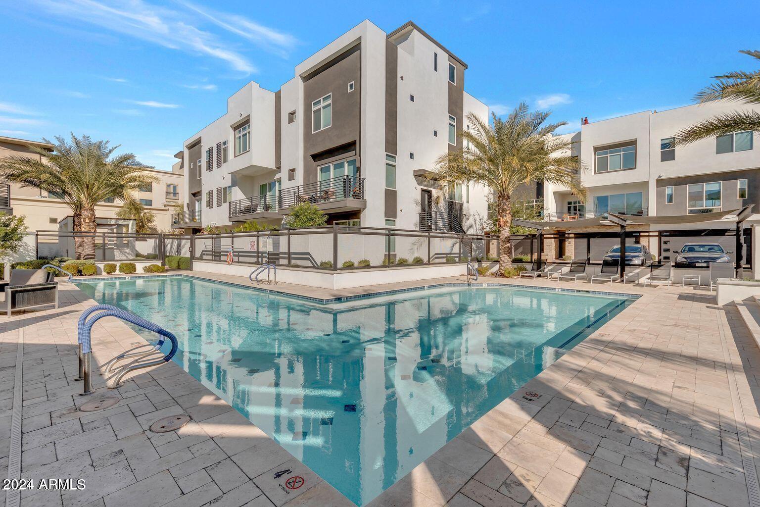 1717 E MORTEN Avenue # 5