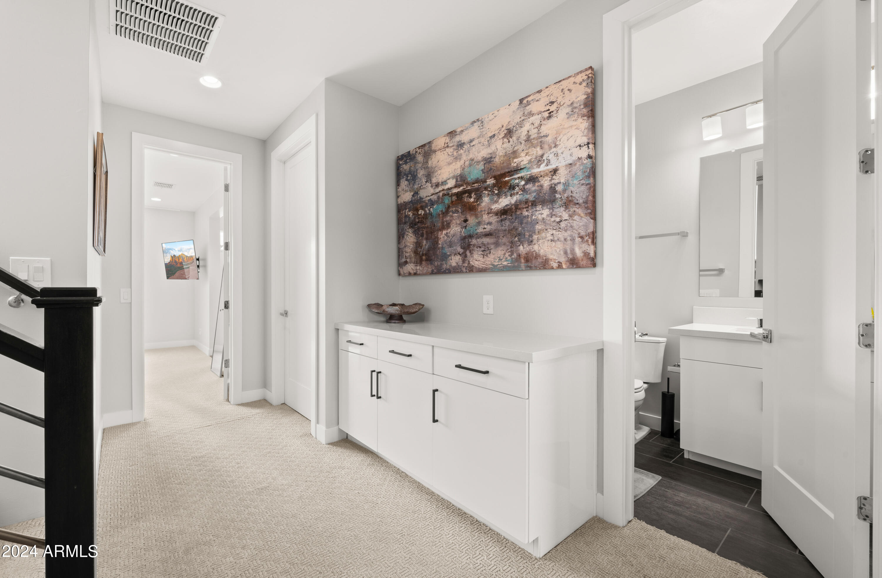 1717 E MORTEN Avenue # 5