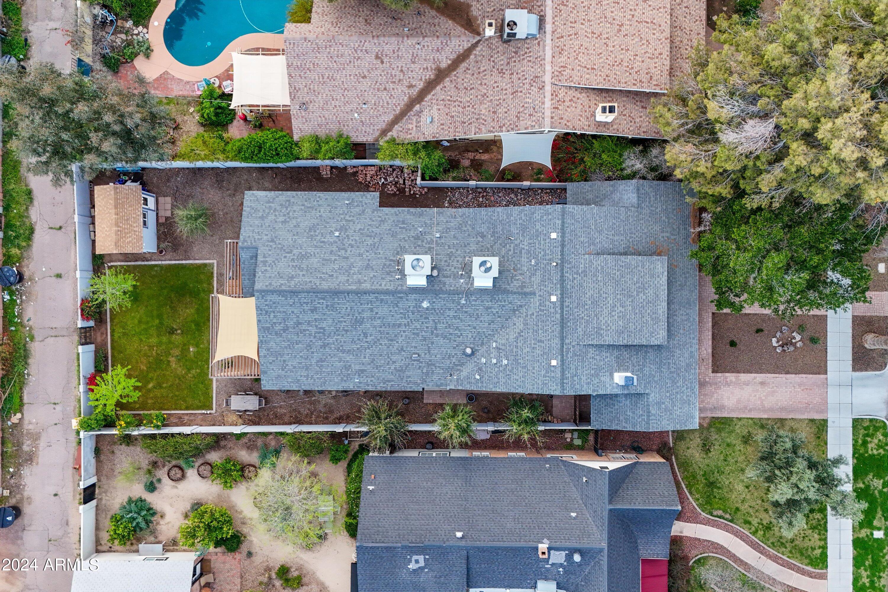 53 W Lynwood Street