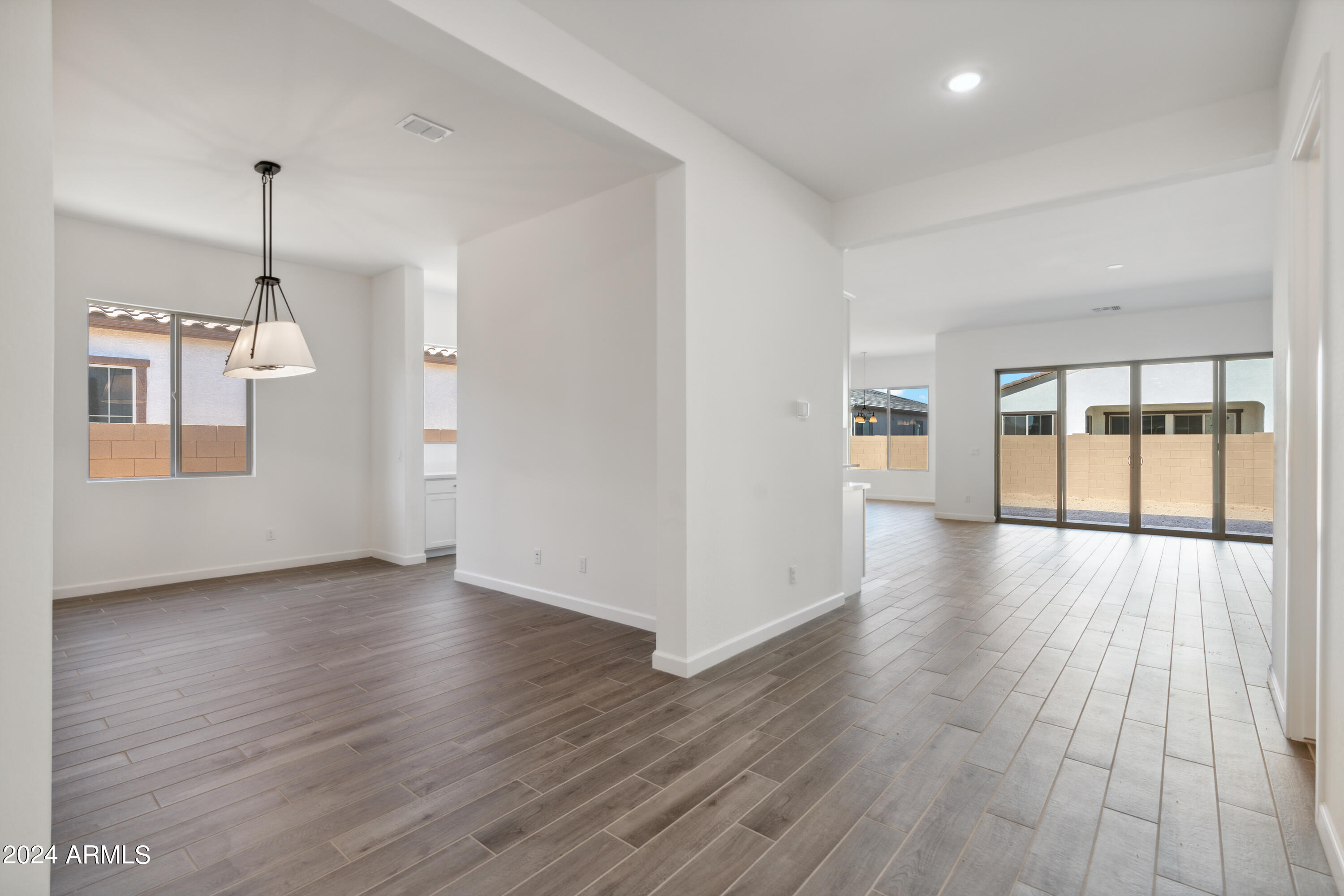 22626 E ROUNDUP Way