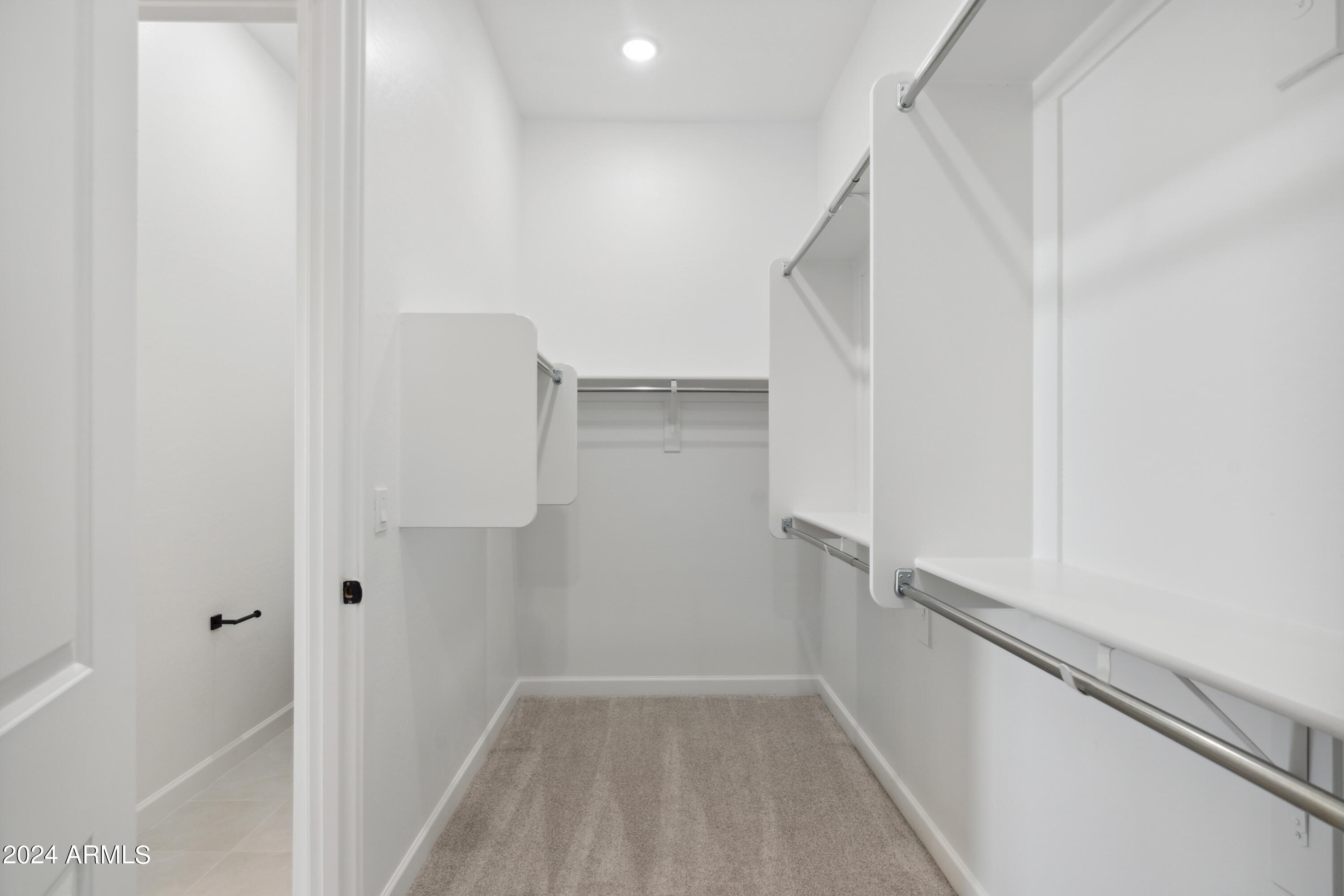 22626 E ROUNDUP Way