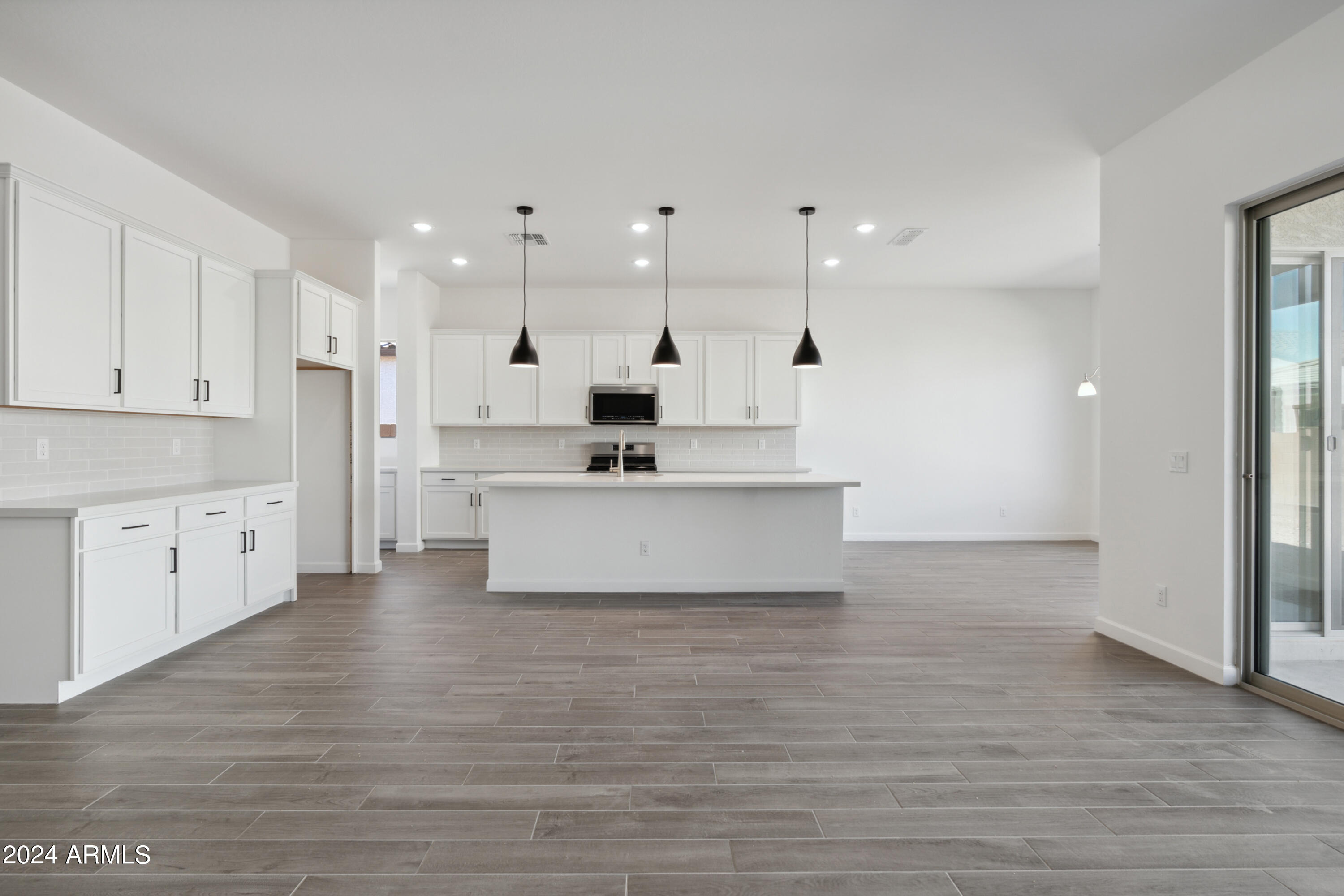 22626 E ROUNDUP Way