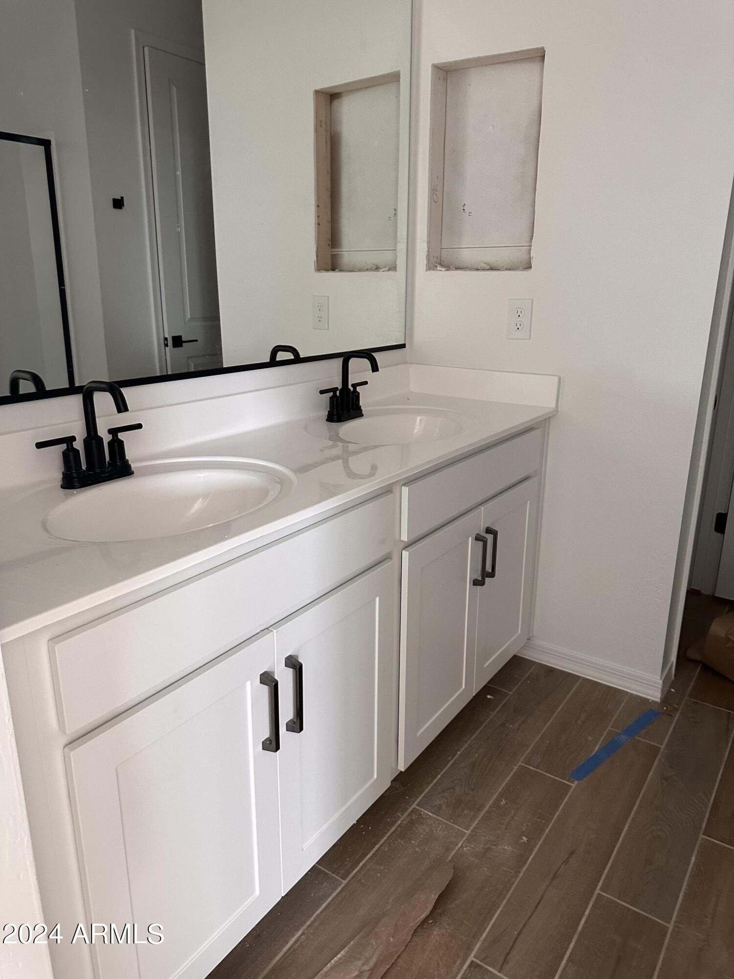 7683 W AVENIDA DEL REY --