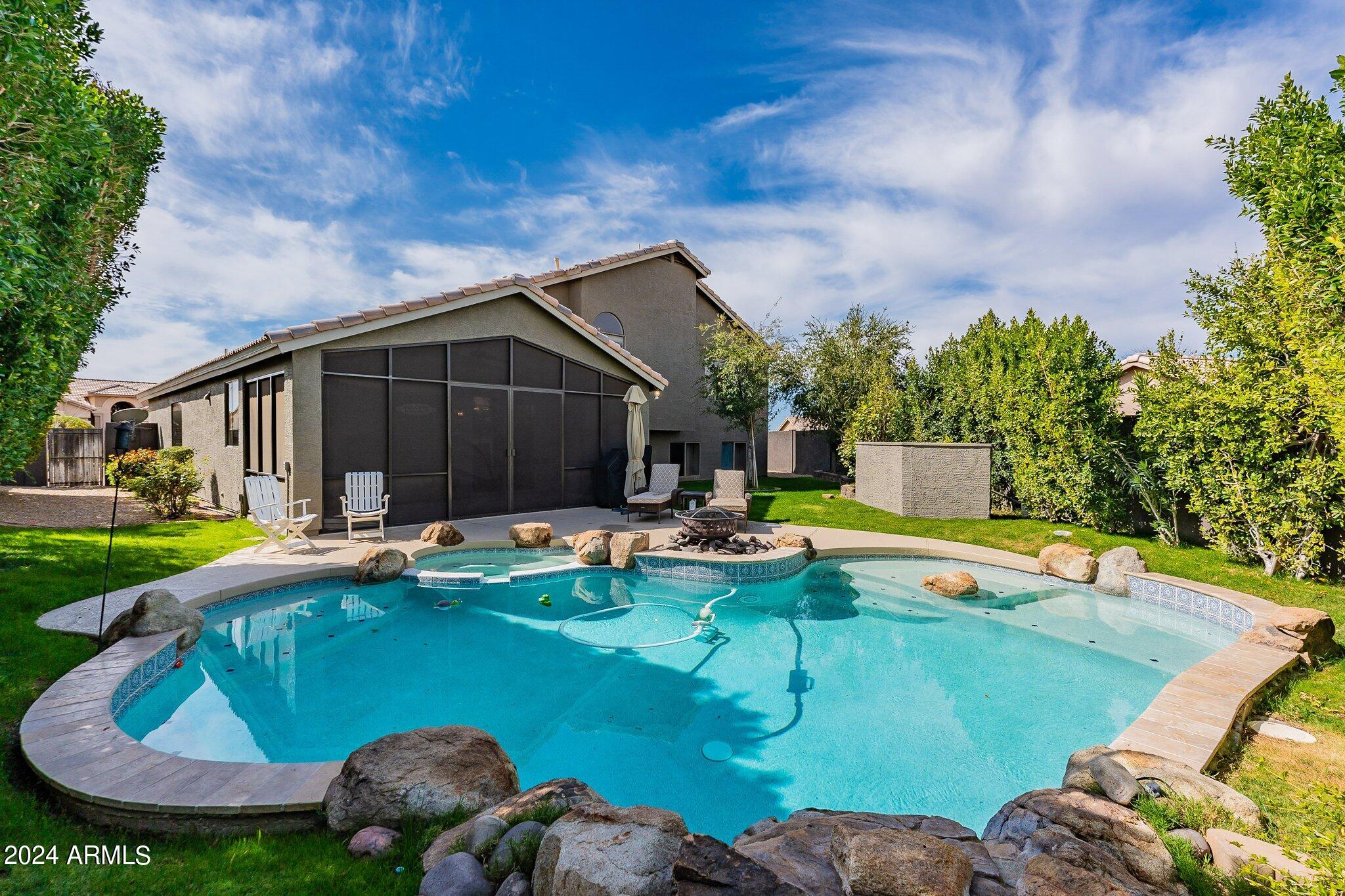 4414 E MORNING VISTA Lane