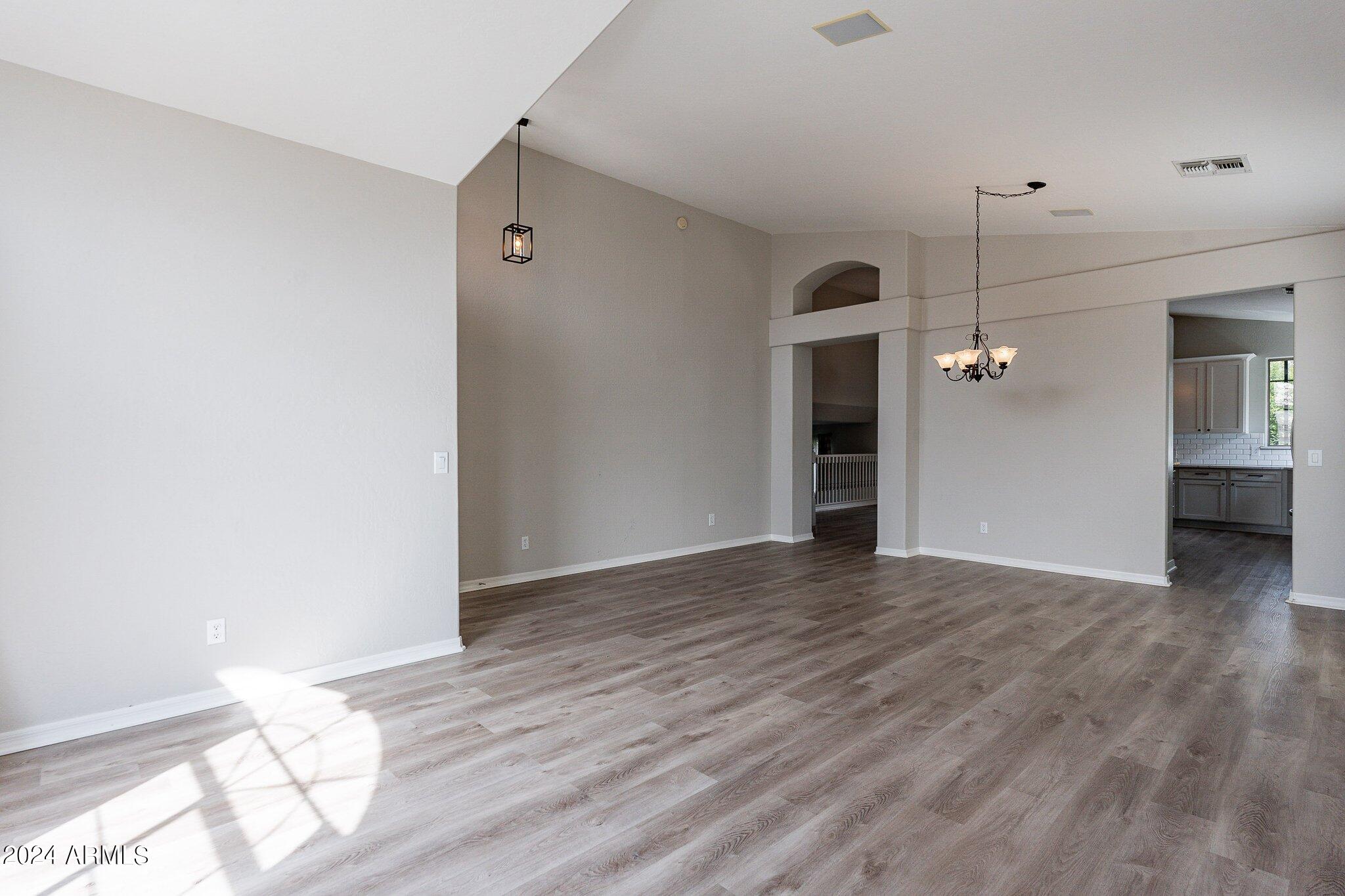 4414 E MORNING VISTA Lane