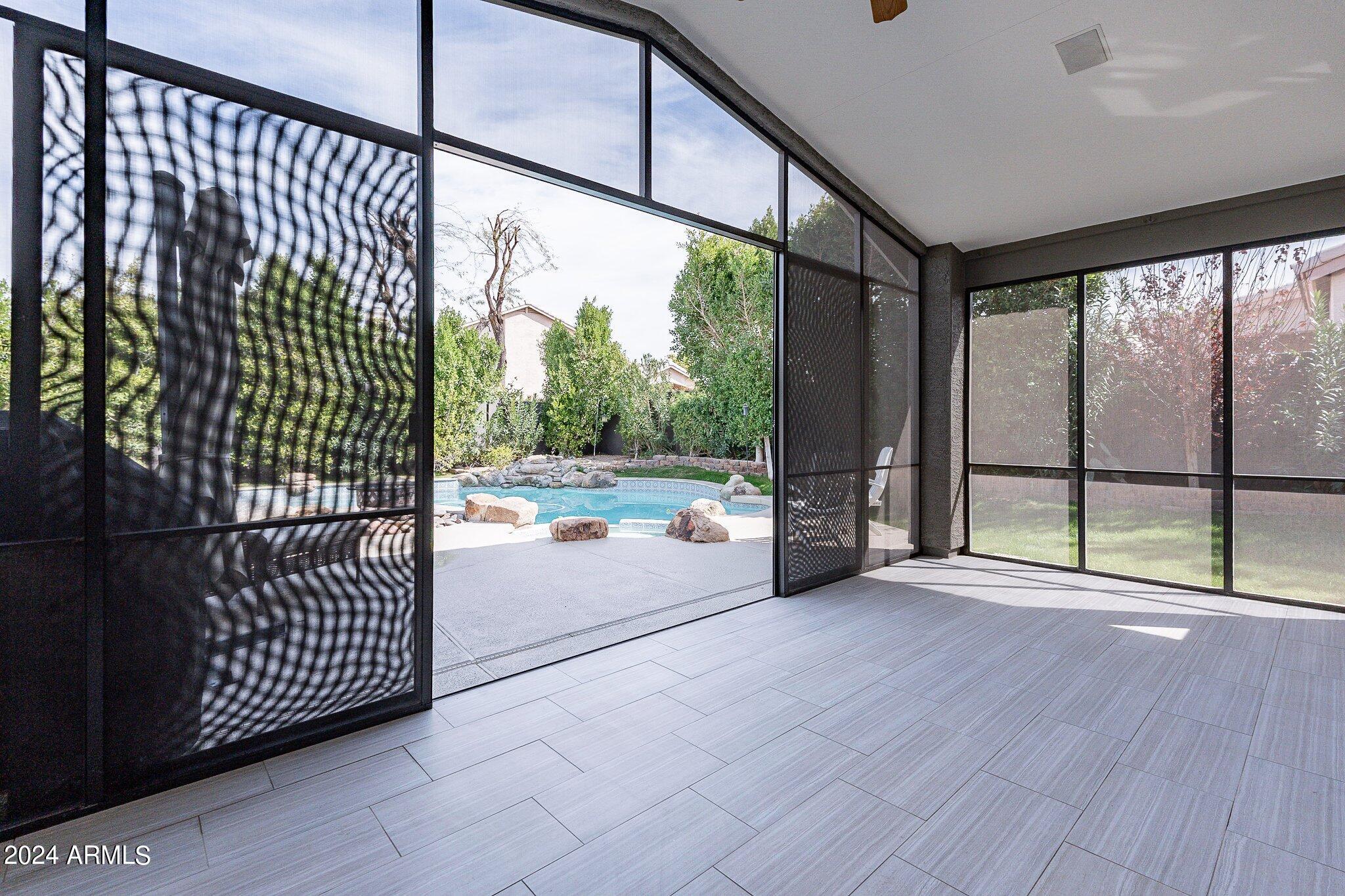 4414 E MORNING VISTA Lane