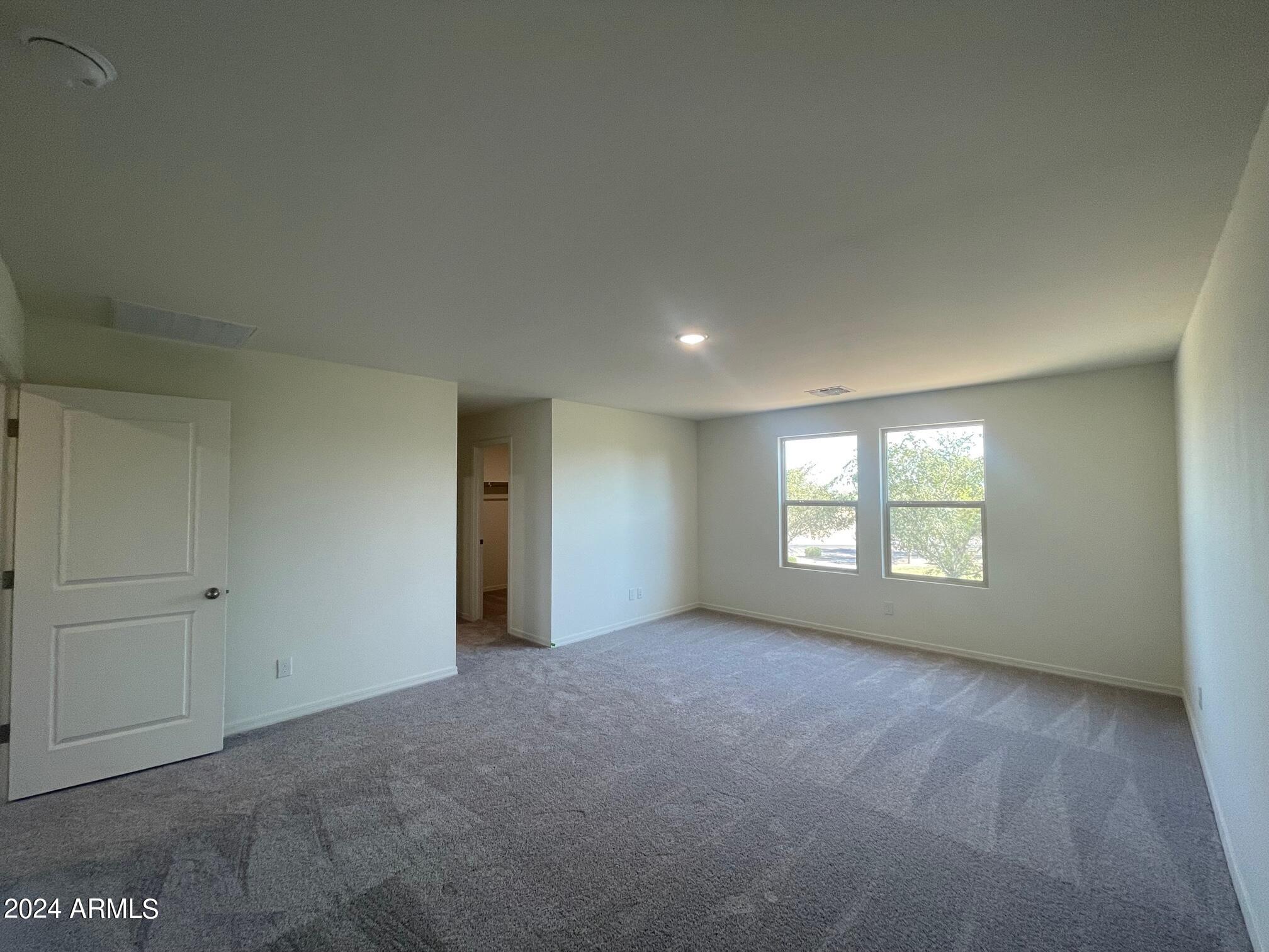 5720 E THETIS Drive