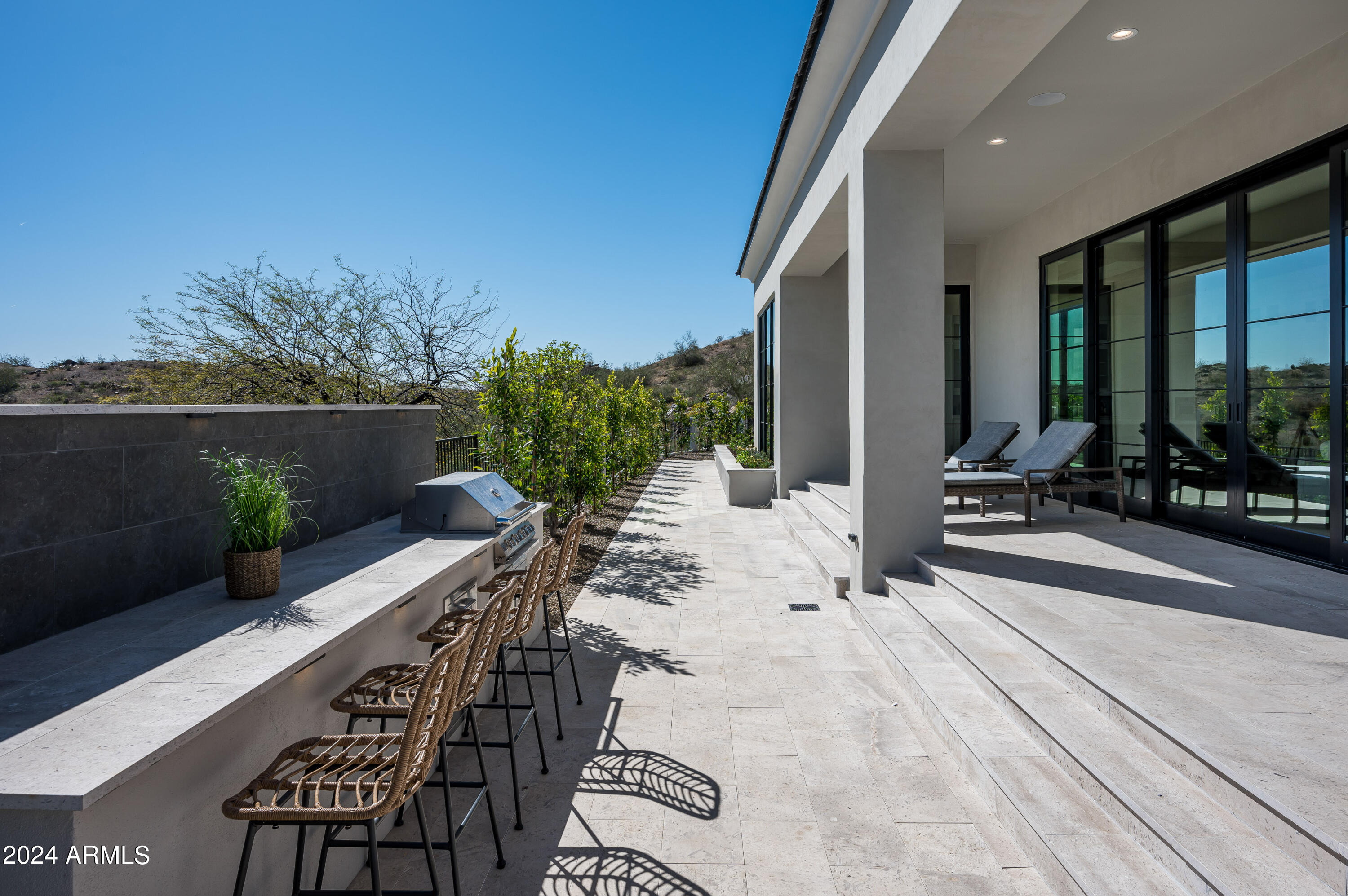 3440 E TONTO Drive