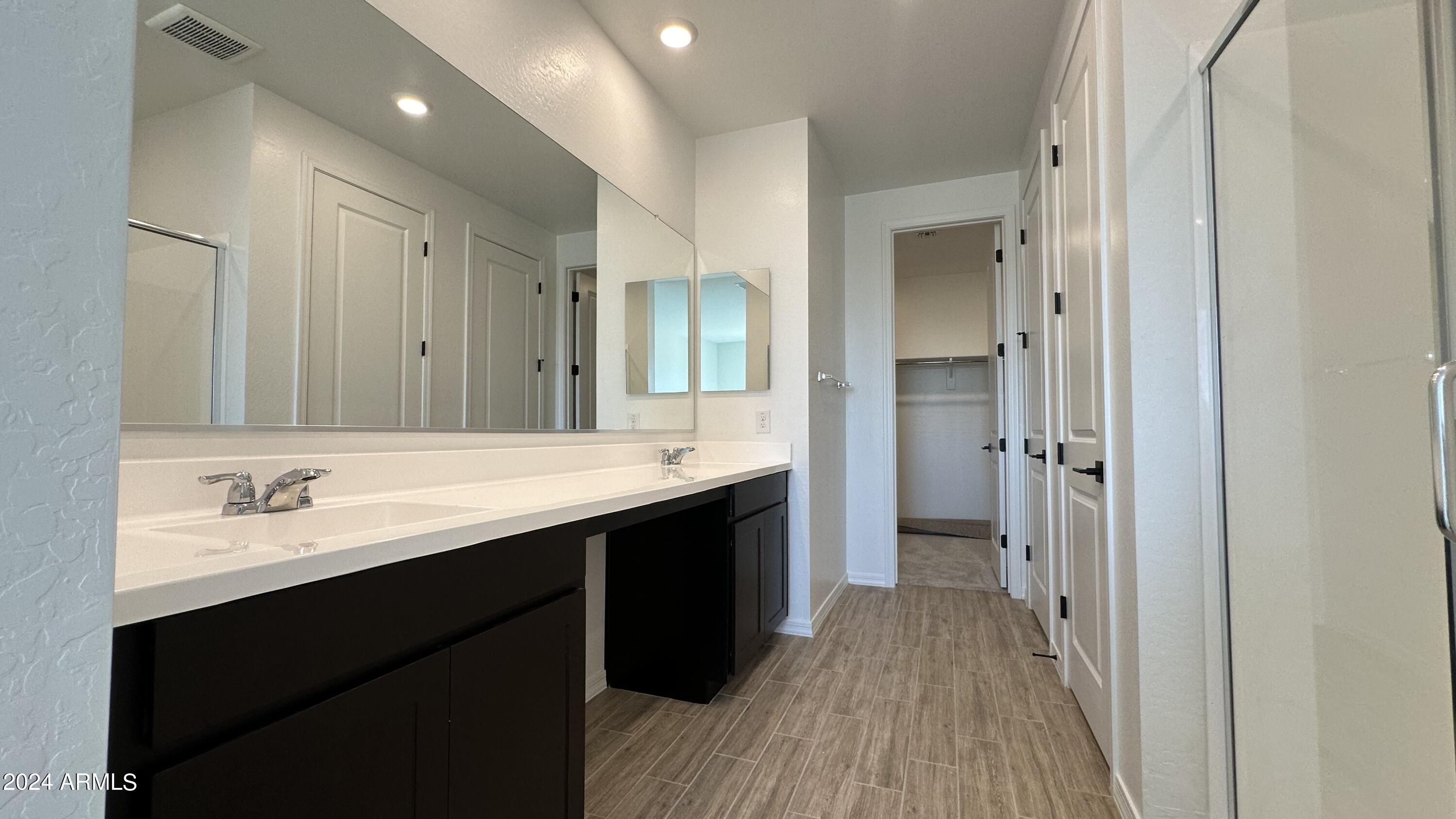 3403 E VALLEYHIGH Trail