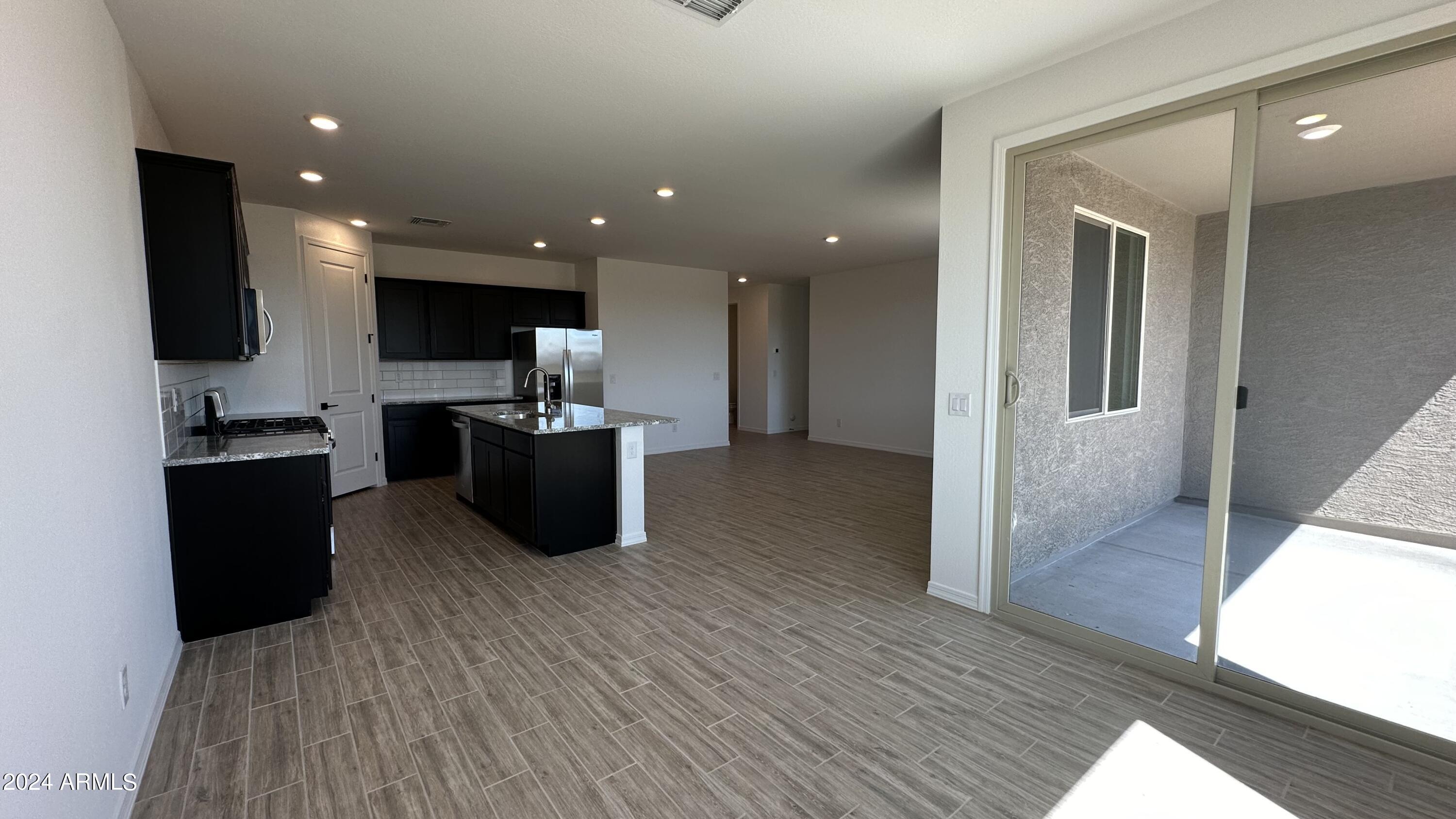 3403 E VALLEYHIGH Trail