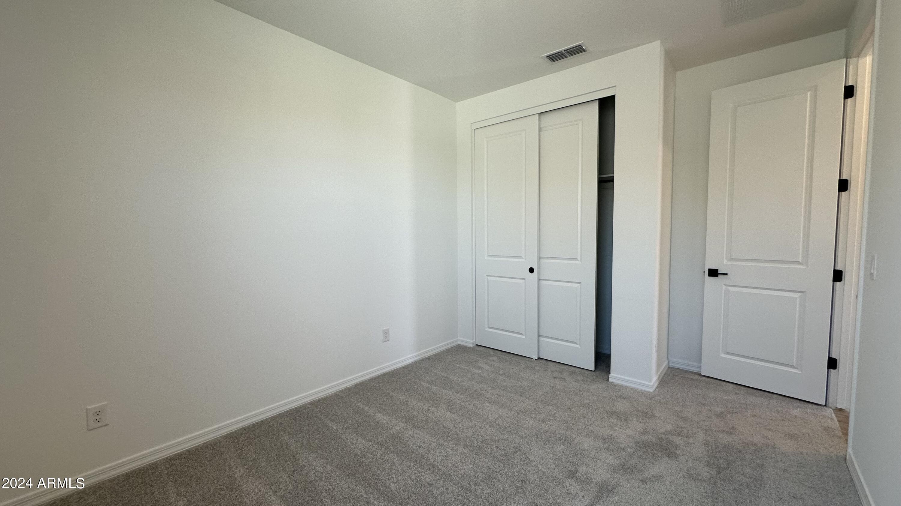 3403 E VALLEYHIGH Trail