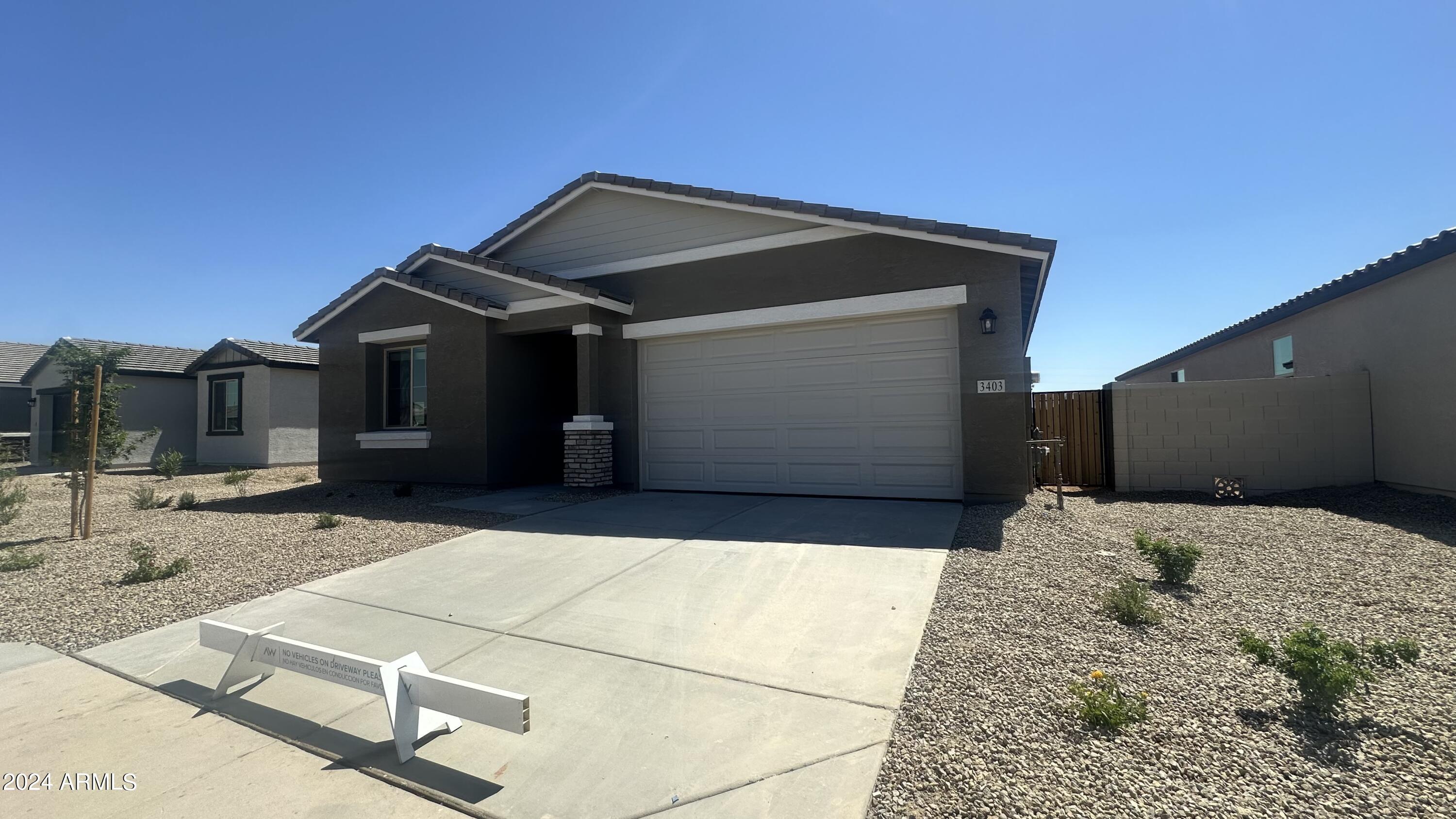 3403 E VALLEYHIGH Trail