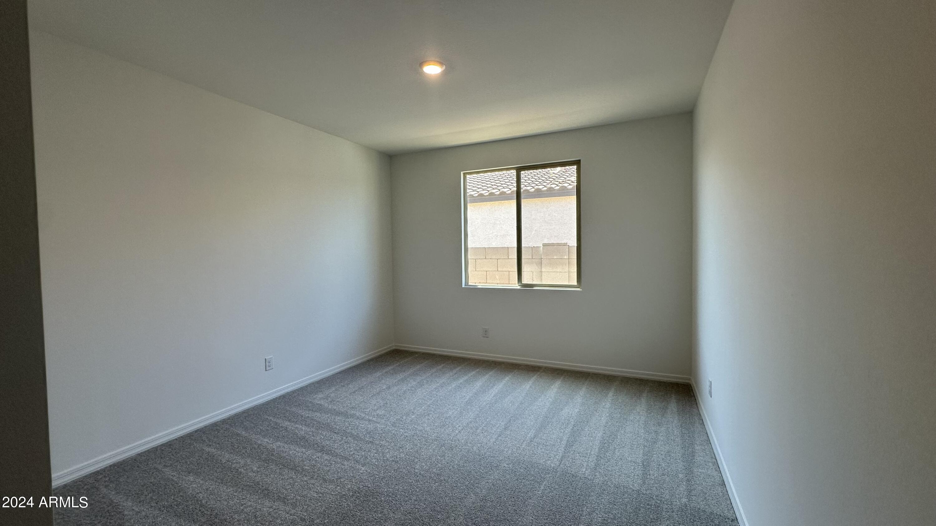 3403 E VALLEYHIGH Trail