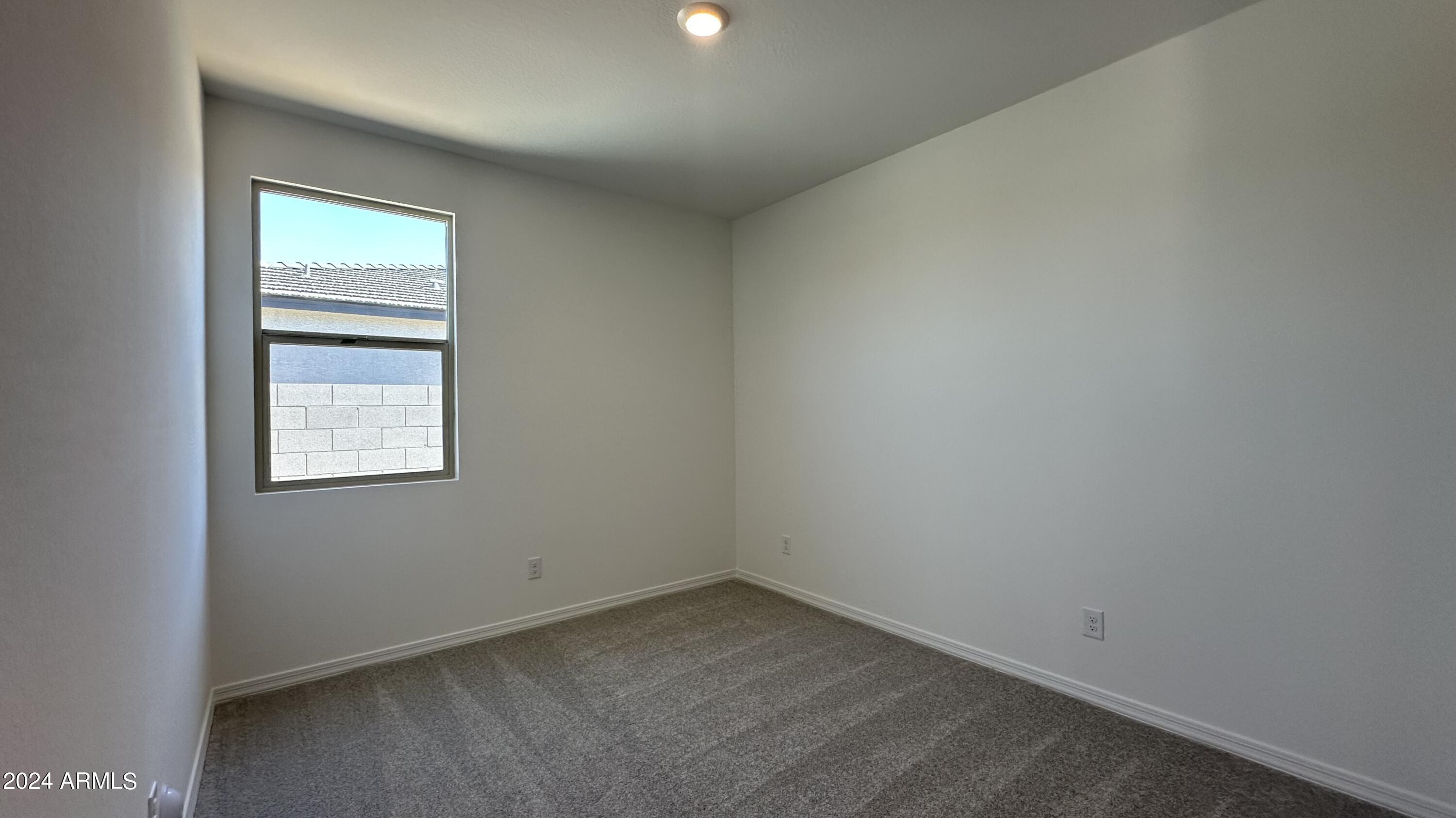 3403 E VALLEYHIGH Trail