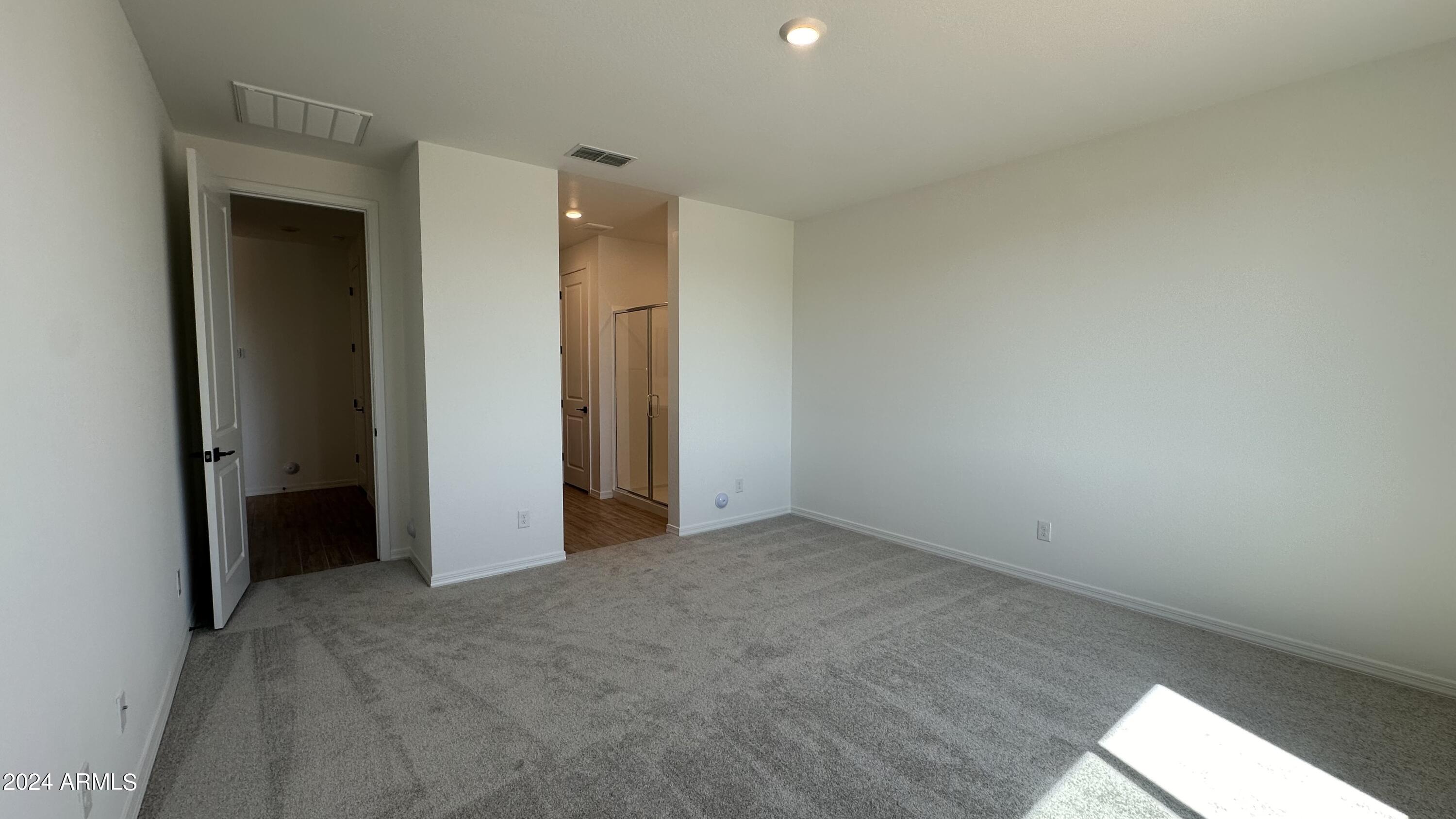 3403 E VALLEYHIGH Trail