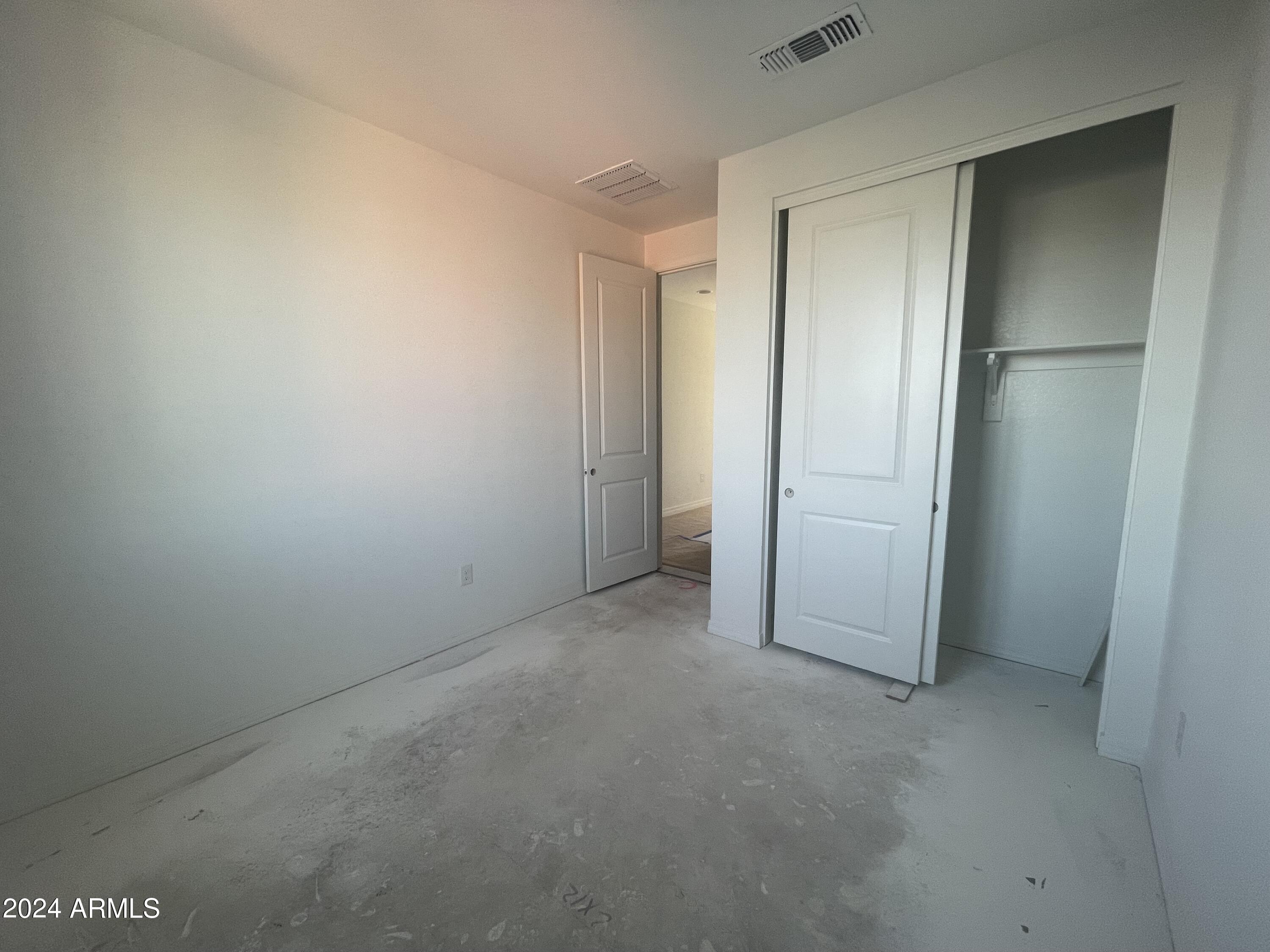 6116 S CALDERON --