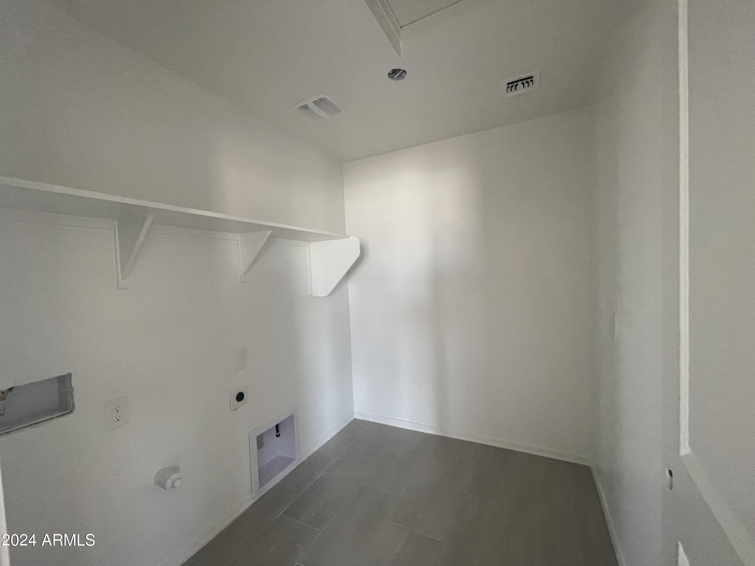6116 S CALDERON --